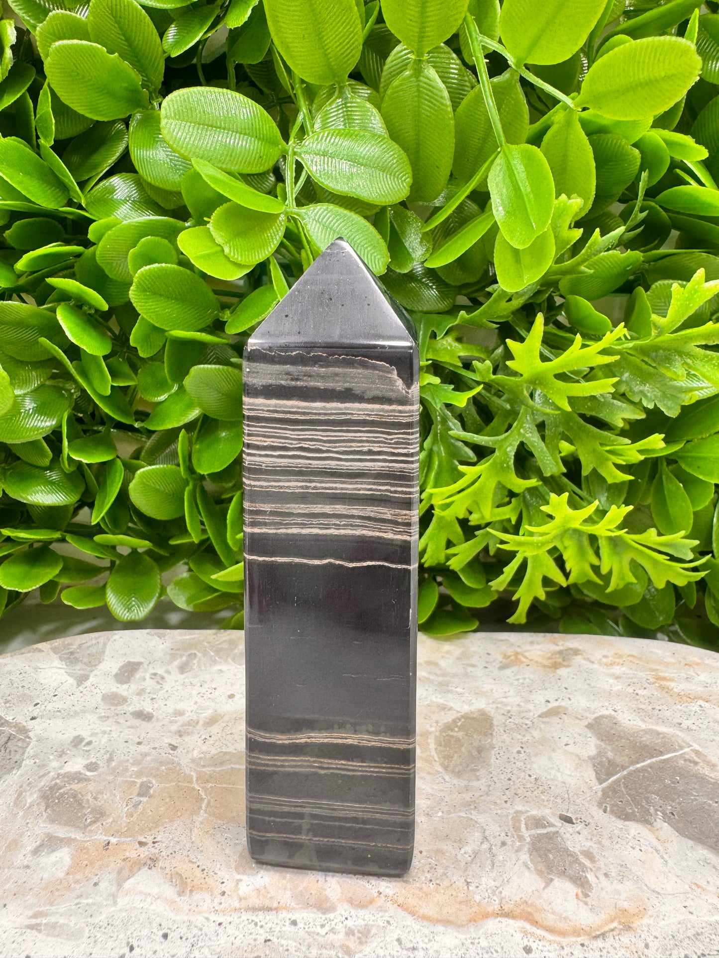 Black Banded Onyx Tower 258g