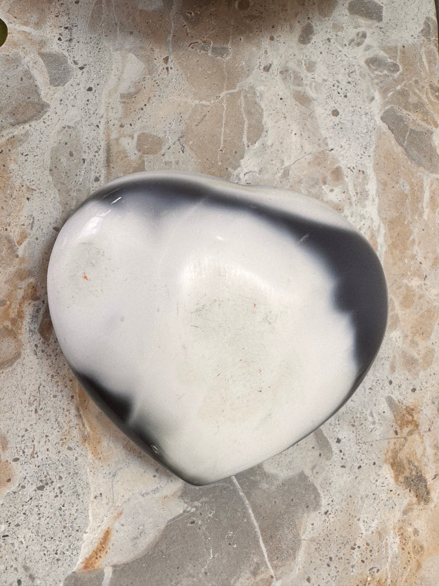 Orca Agate Heart 192g