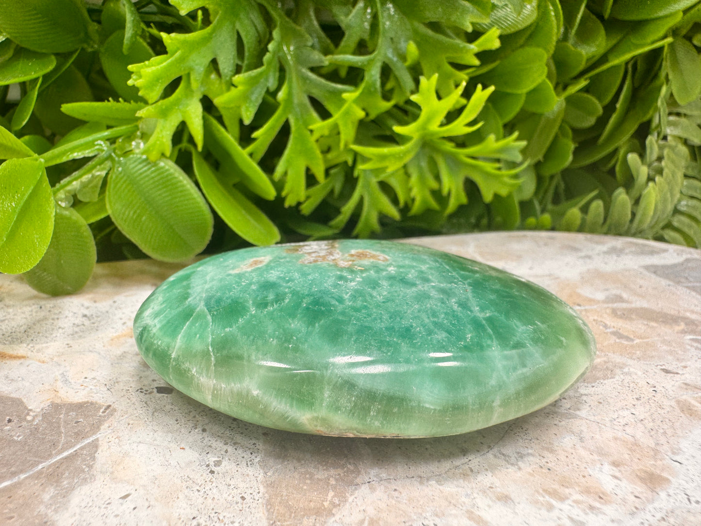 Smithsonite Palm Stone 124g