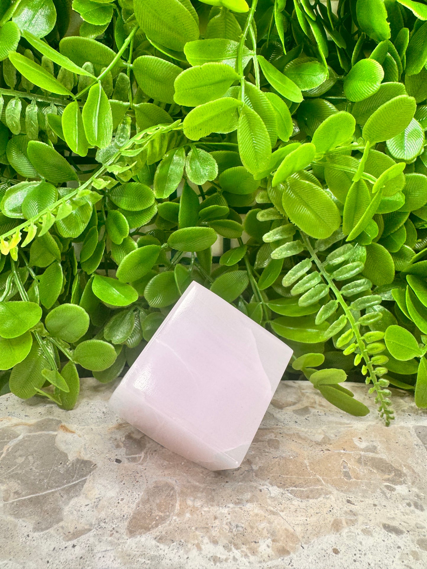 Pink Mangano Cube 310g