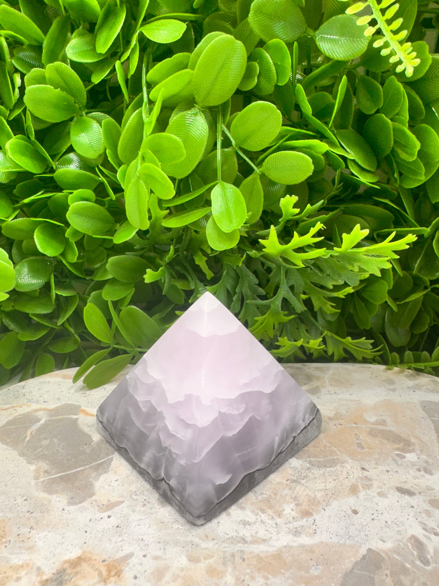 Smokey Pink Mangano UV Pyramid 376g