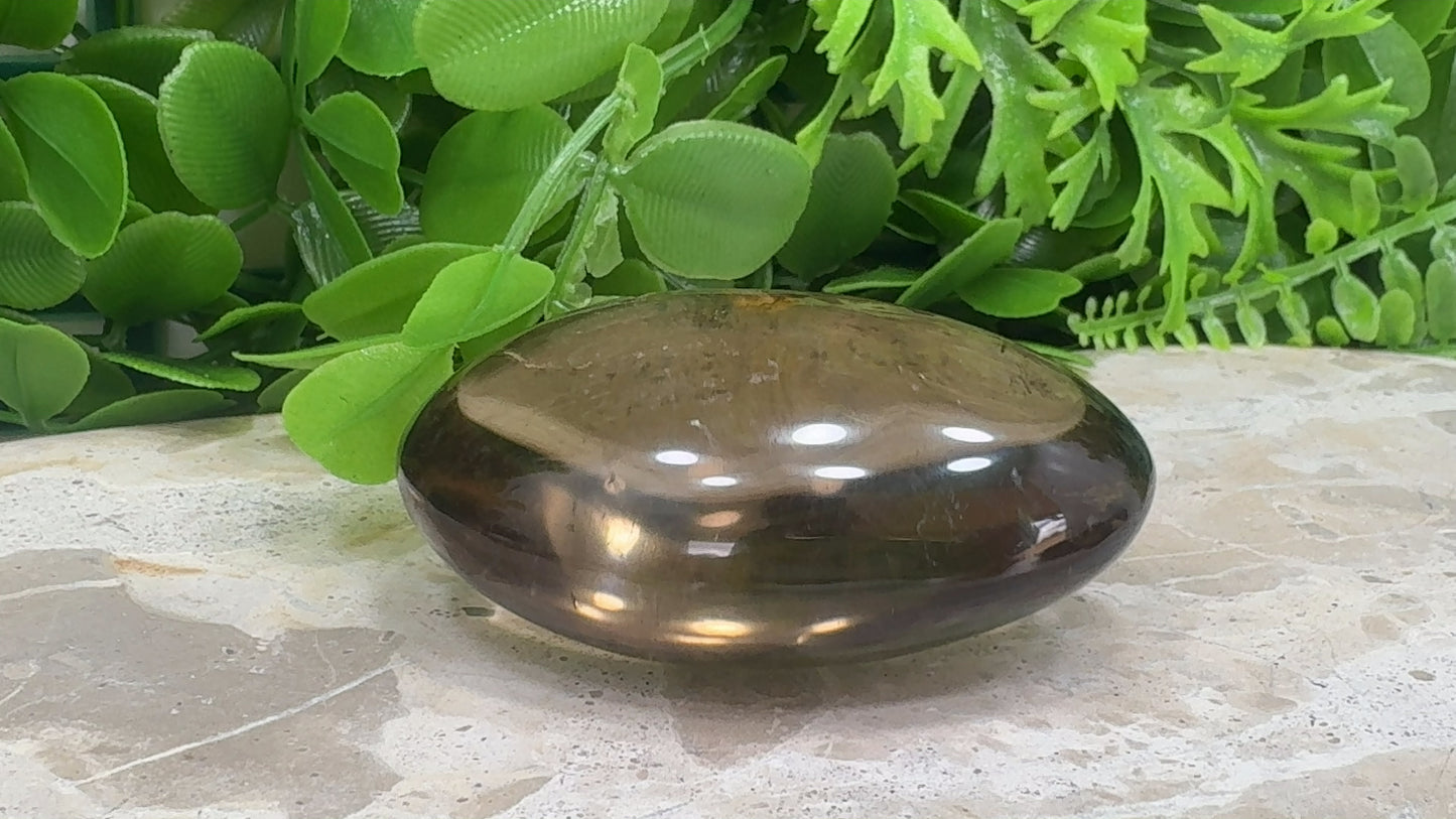 Smokey Quartz Palm Stone 124g