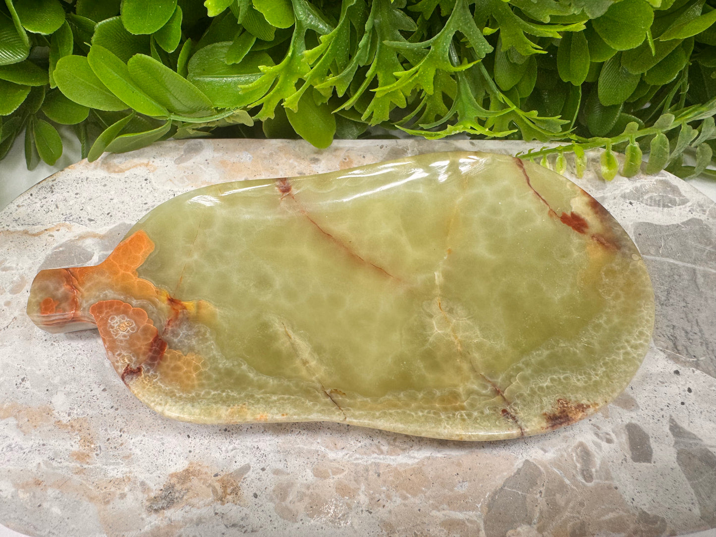 Green Banded Onyx Pear Shape Plate 284g