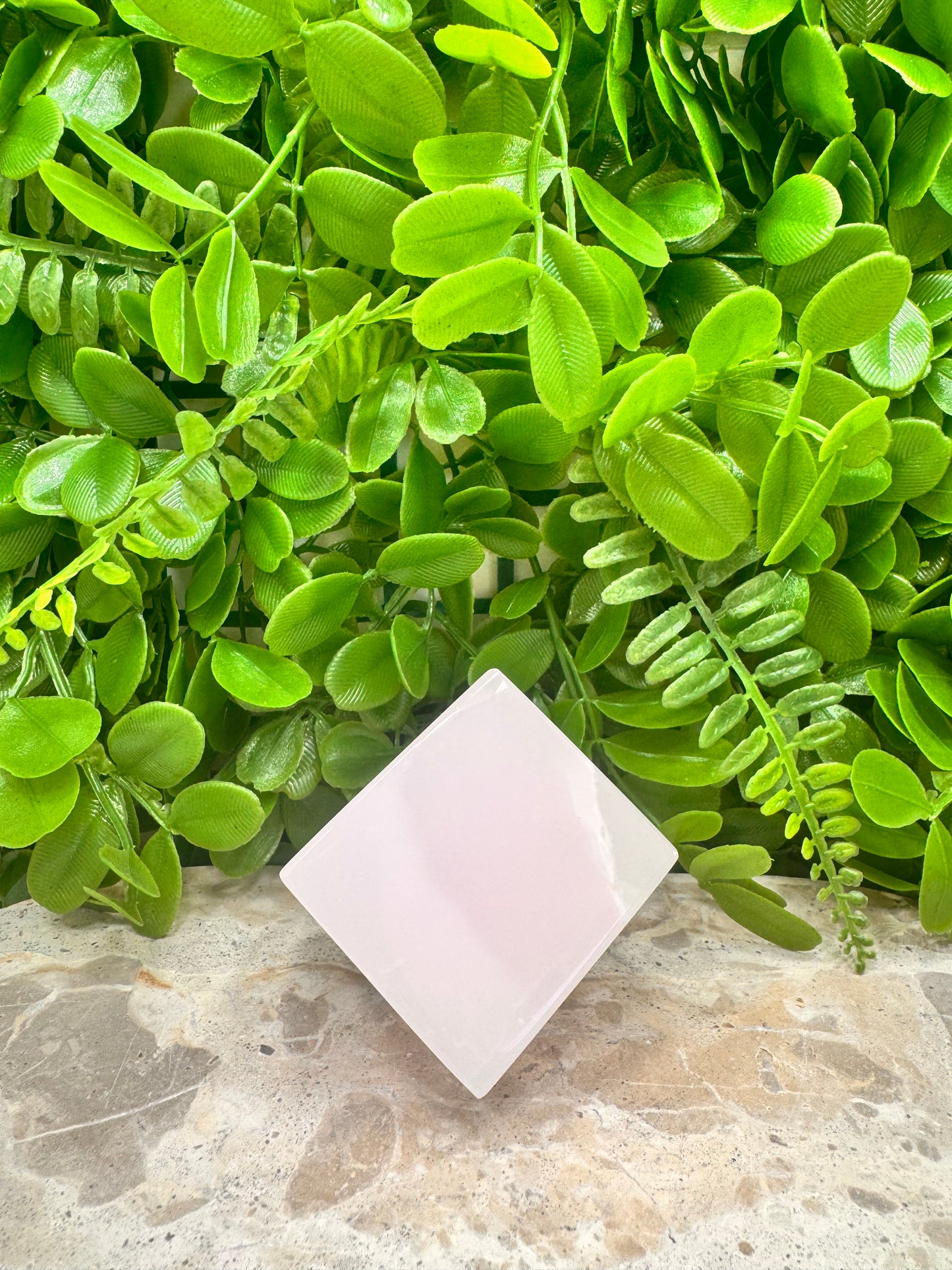 Pink Mangano Cube 310g