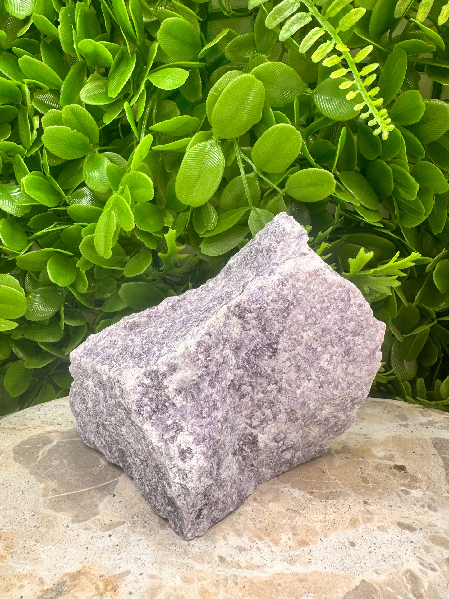 Lepidolite Raw 1088g