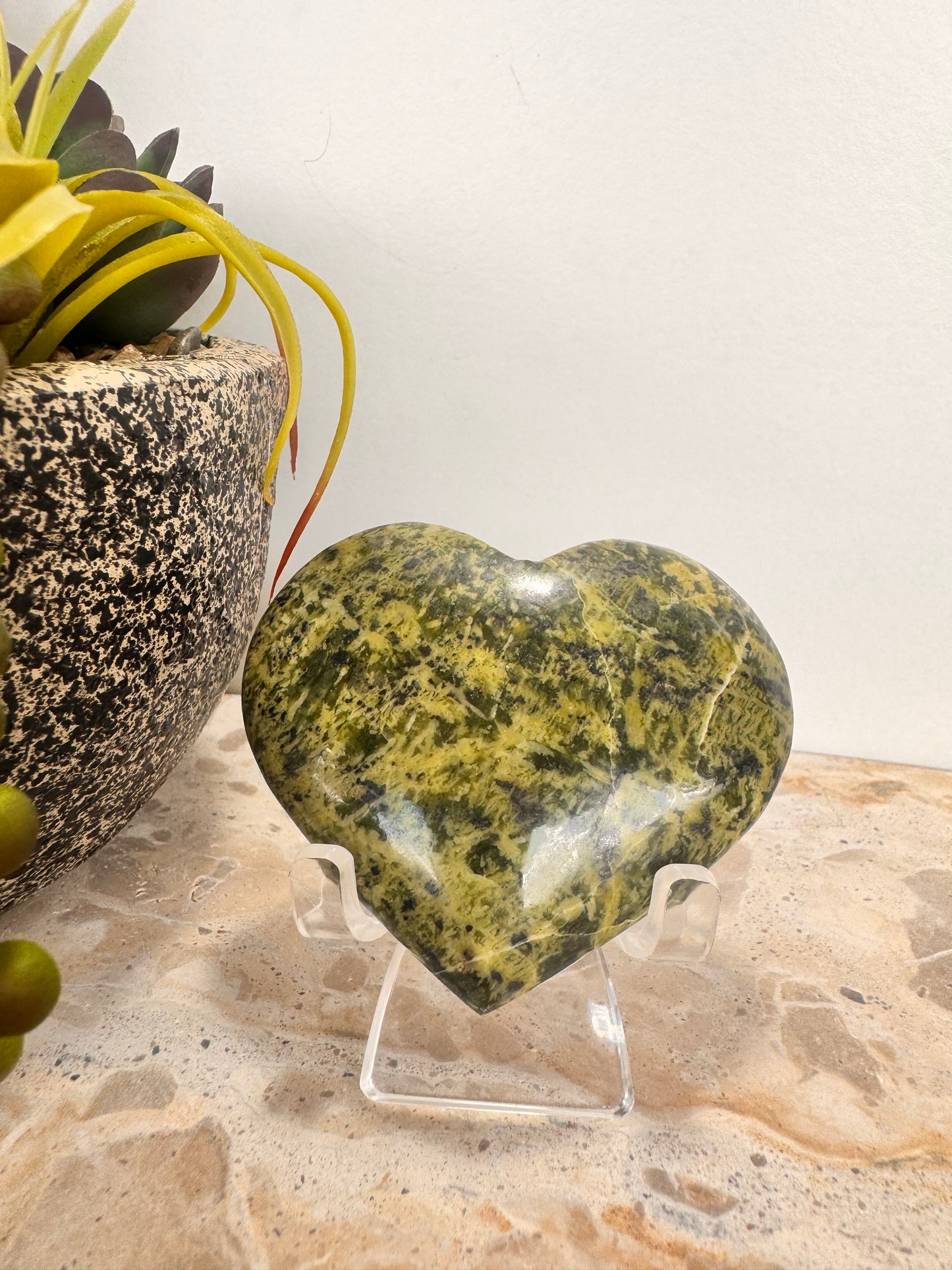 Mixed Serpentine Heart 114g