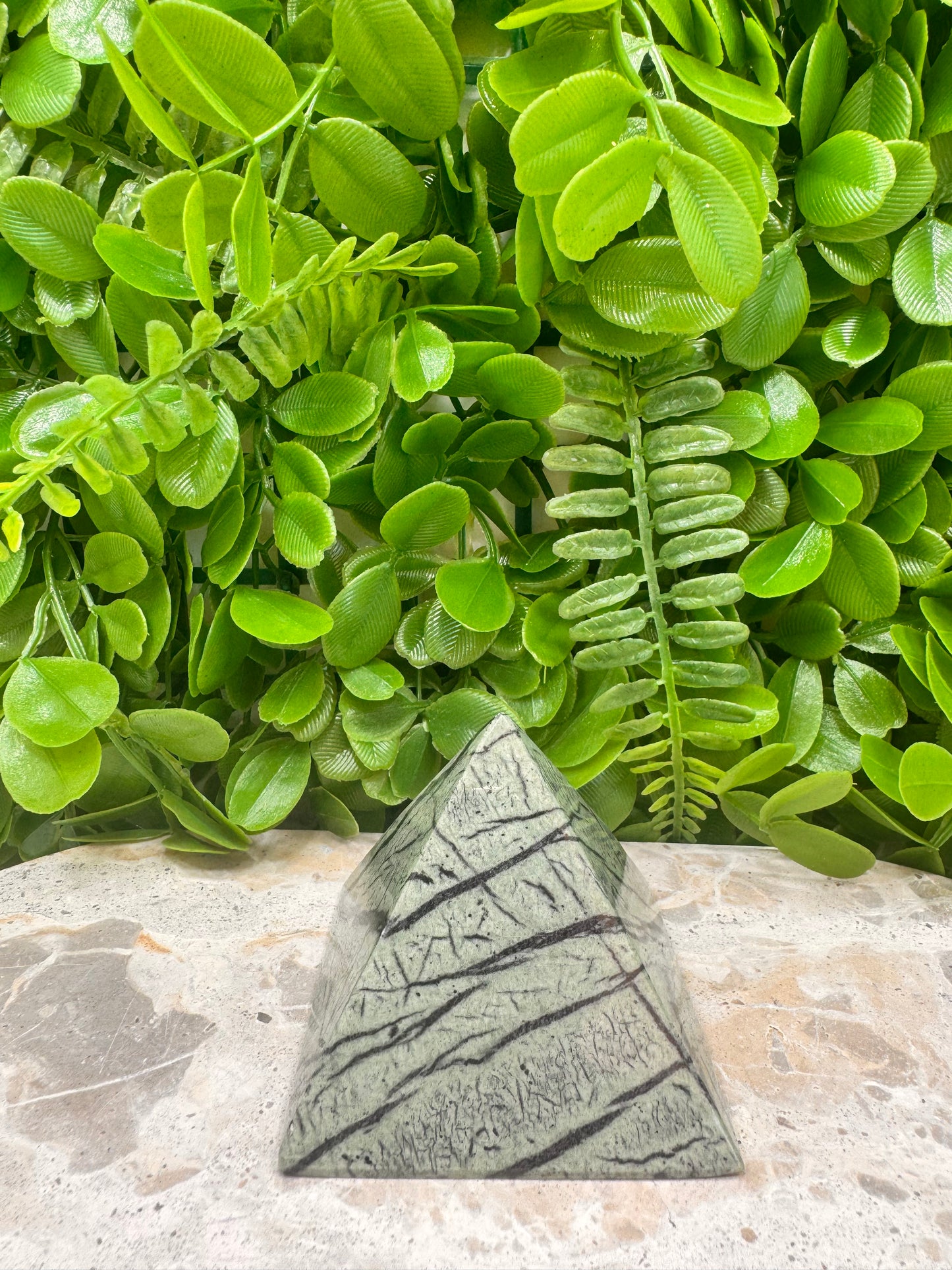 Black Vein Serpentine Pyramid 288g