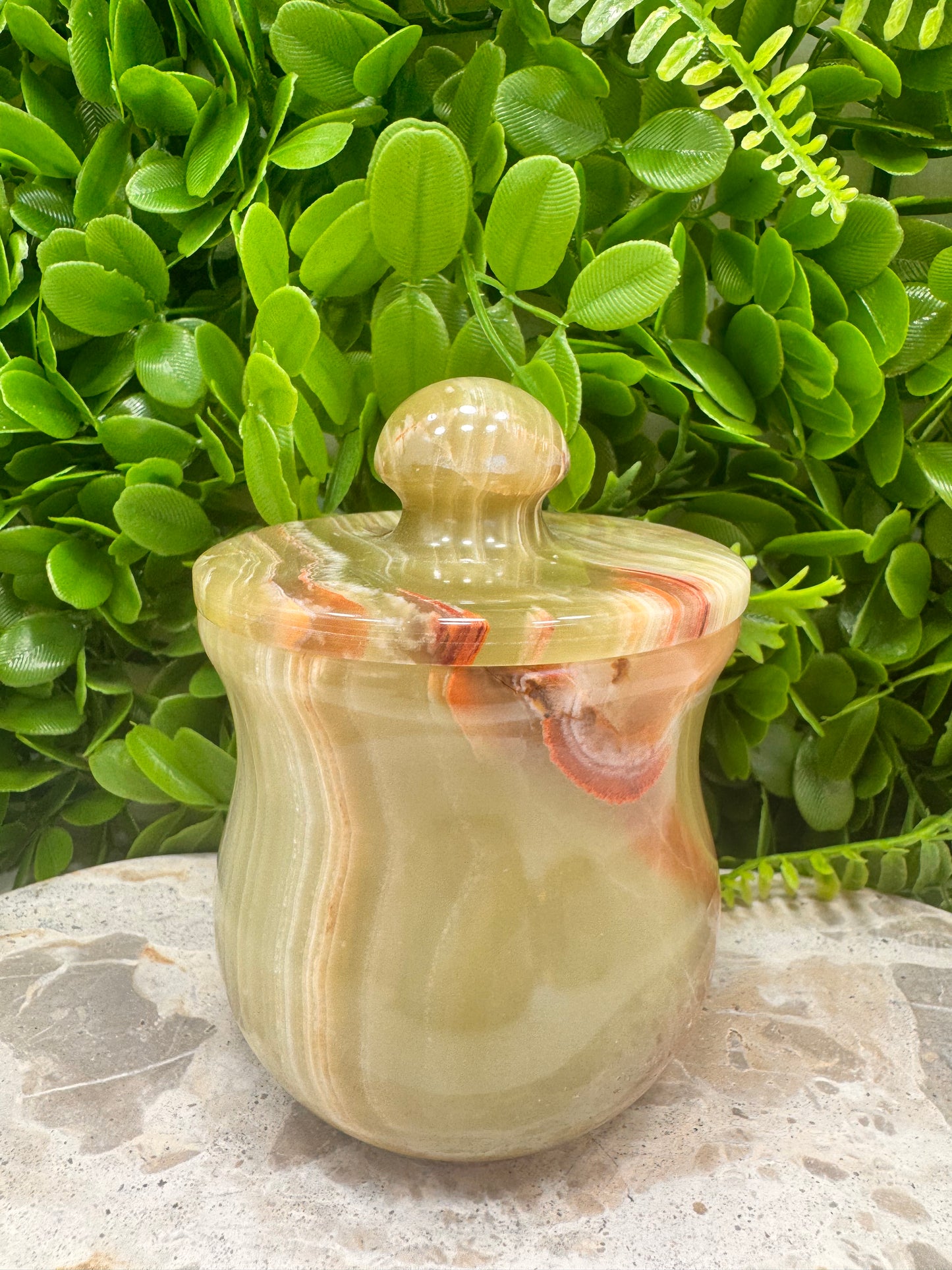 Green Banded Onyx Jar with lid 696g