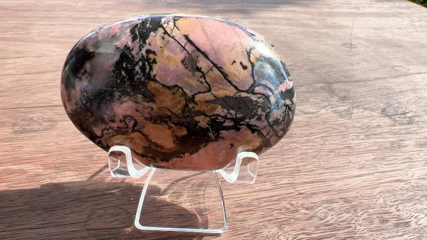 Rhodonite Palm Stone 240g