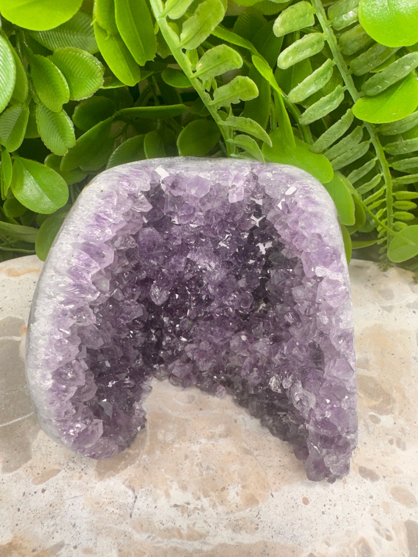 Amethyst Cave 664g