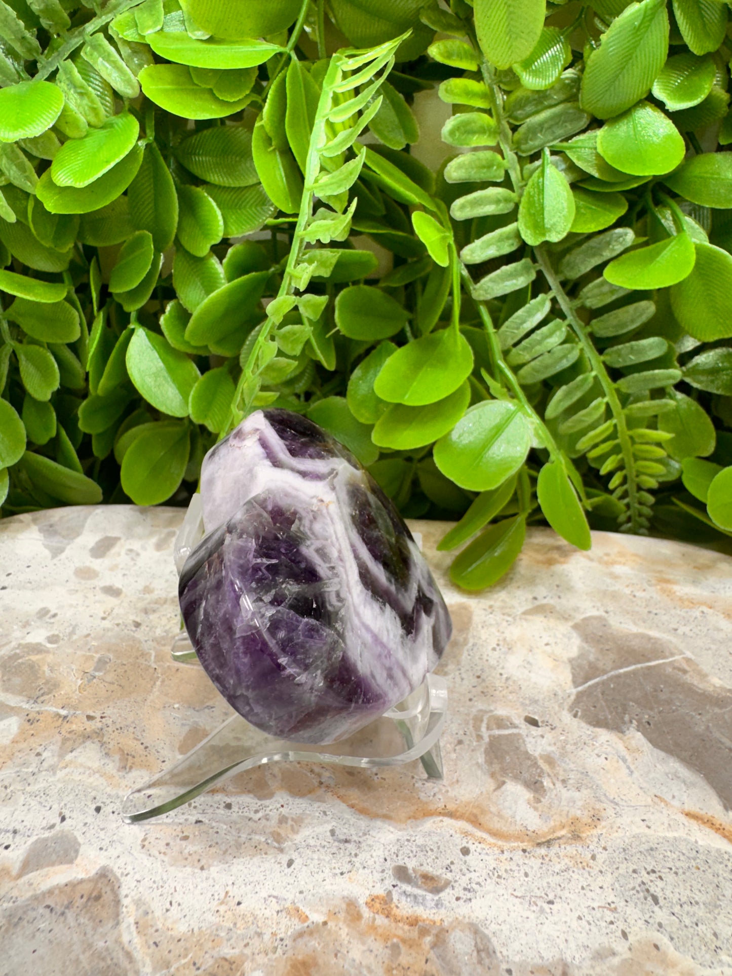 Chevron Amethyst Heart 102g