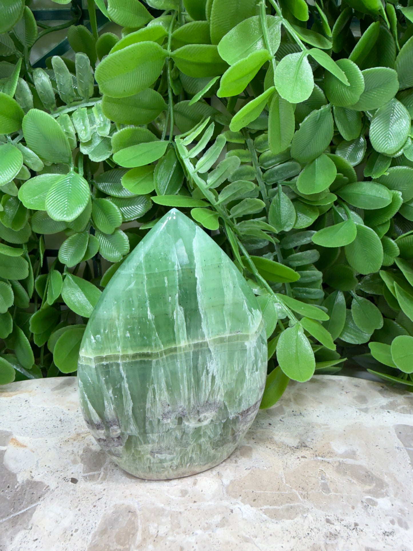Emerald Kiwi Calcite Flame 266g