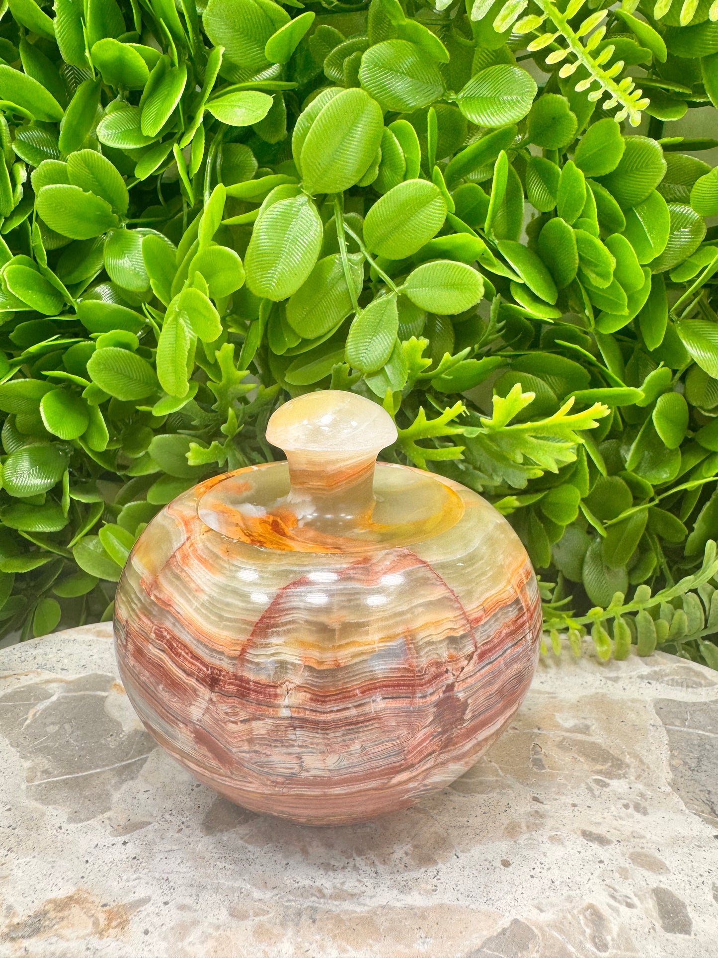 Green Banded Onyx Apple Bowl with lid 630g