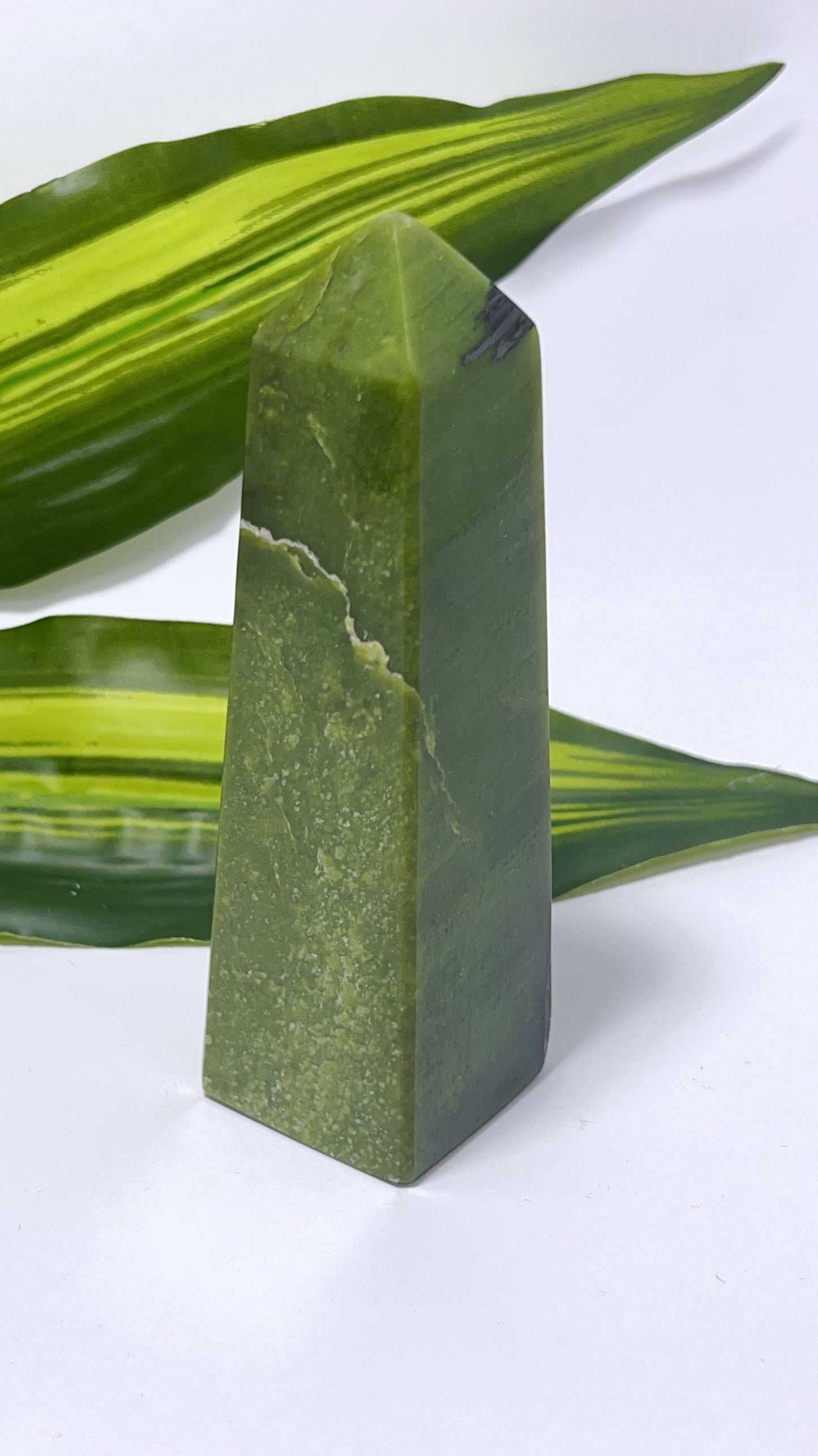 Tremolite Tower 264g