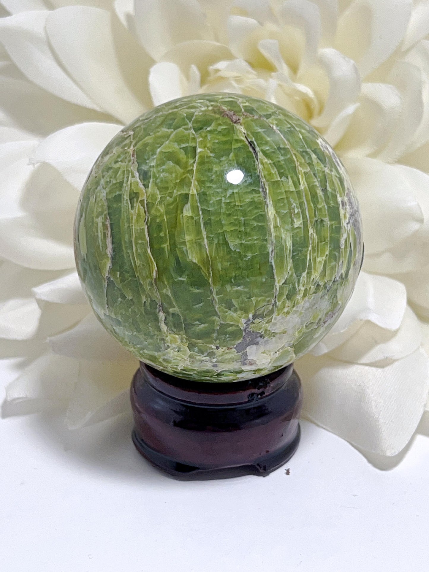 Tremolite Sphere 355G