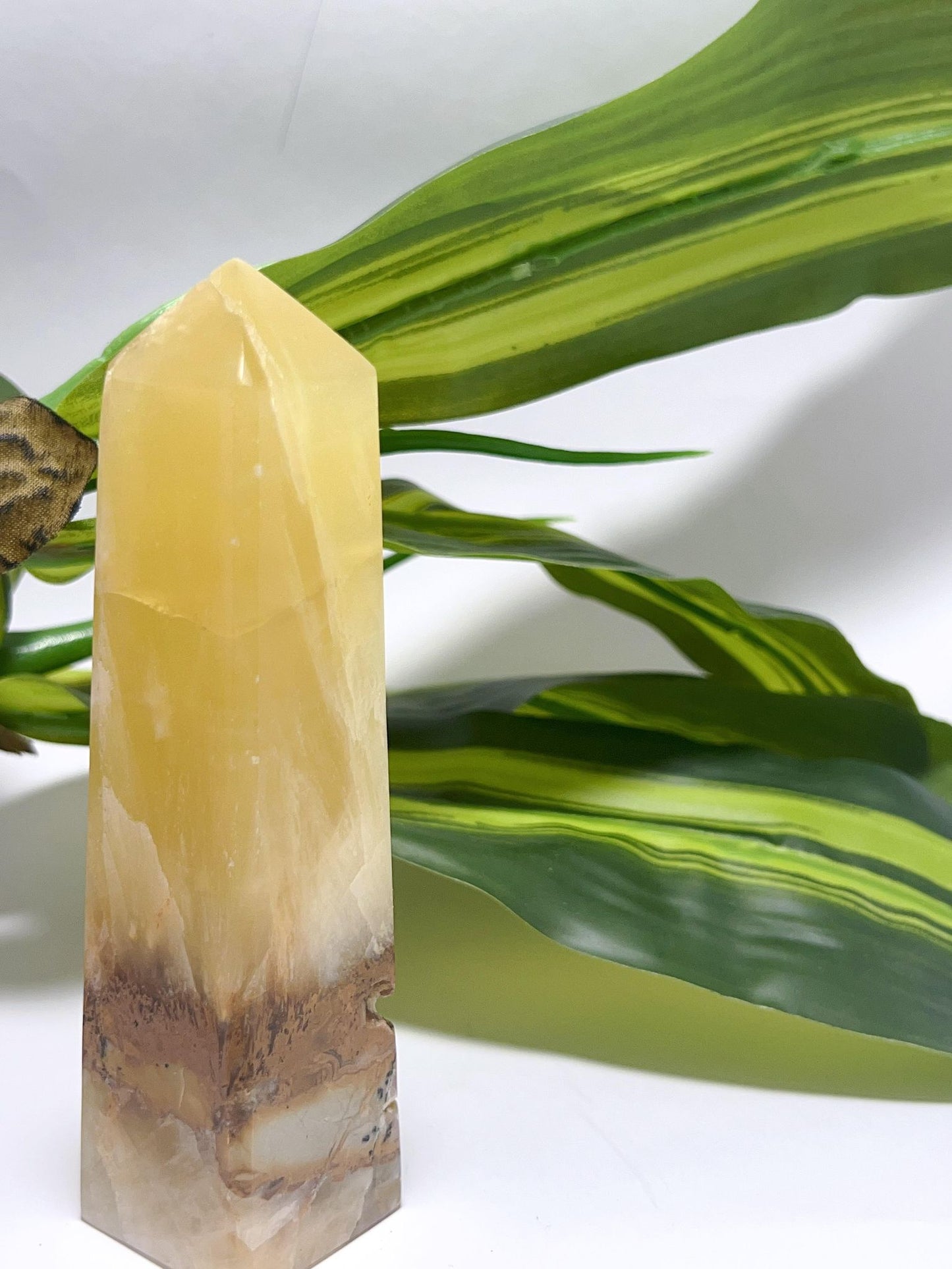 Lemon Calcite Tower 267G