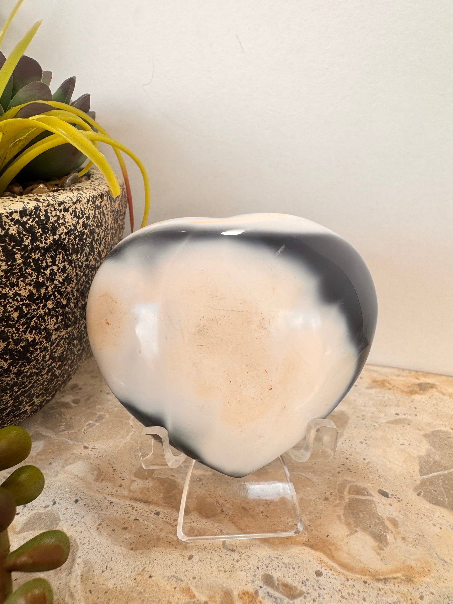Orca Agate Heart 192g