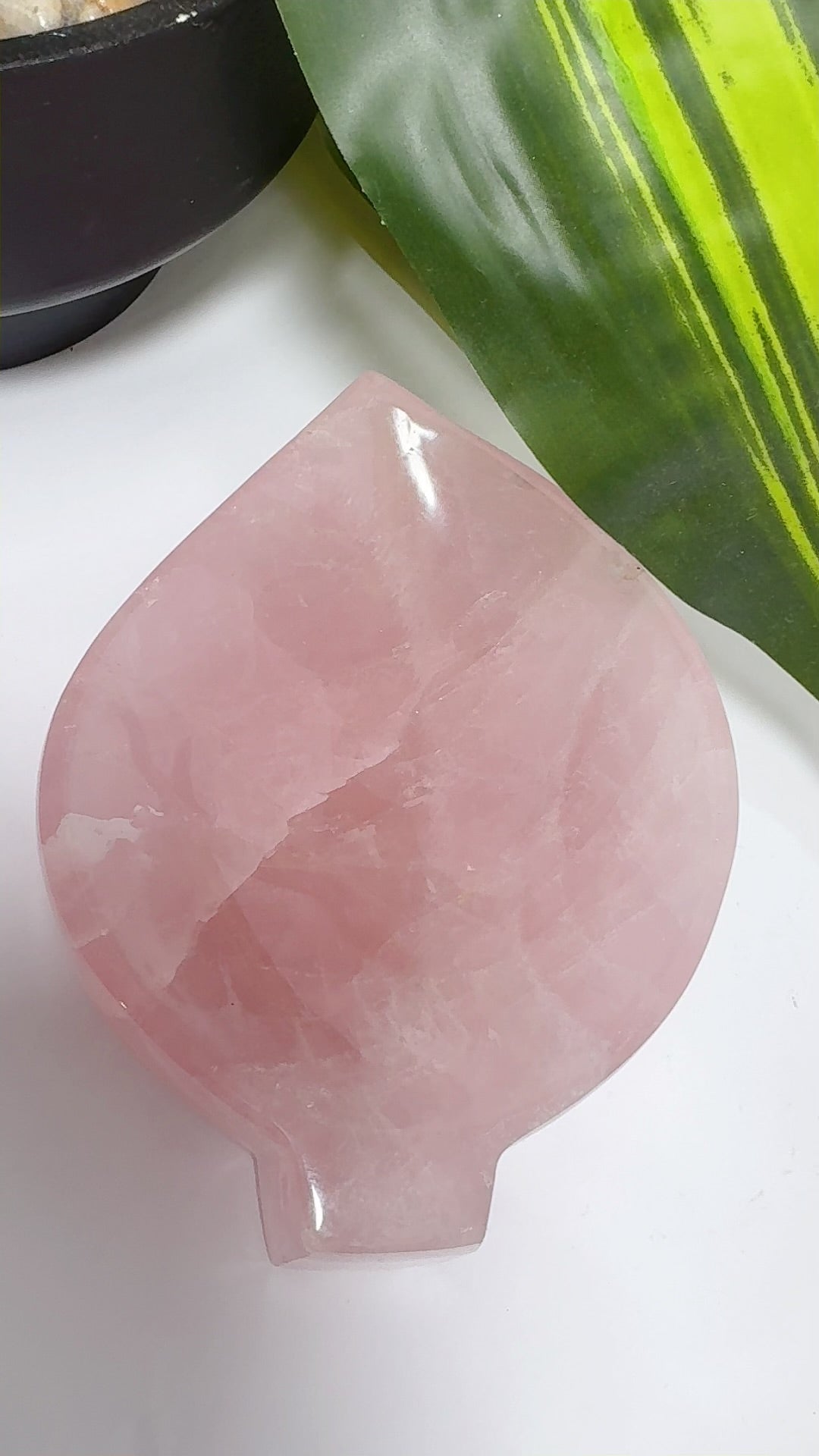 Rose Quartz Bowl 730g