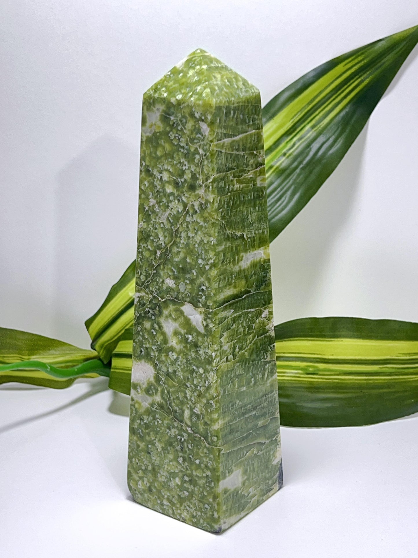 Tremolite Tower 1.1kg