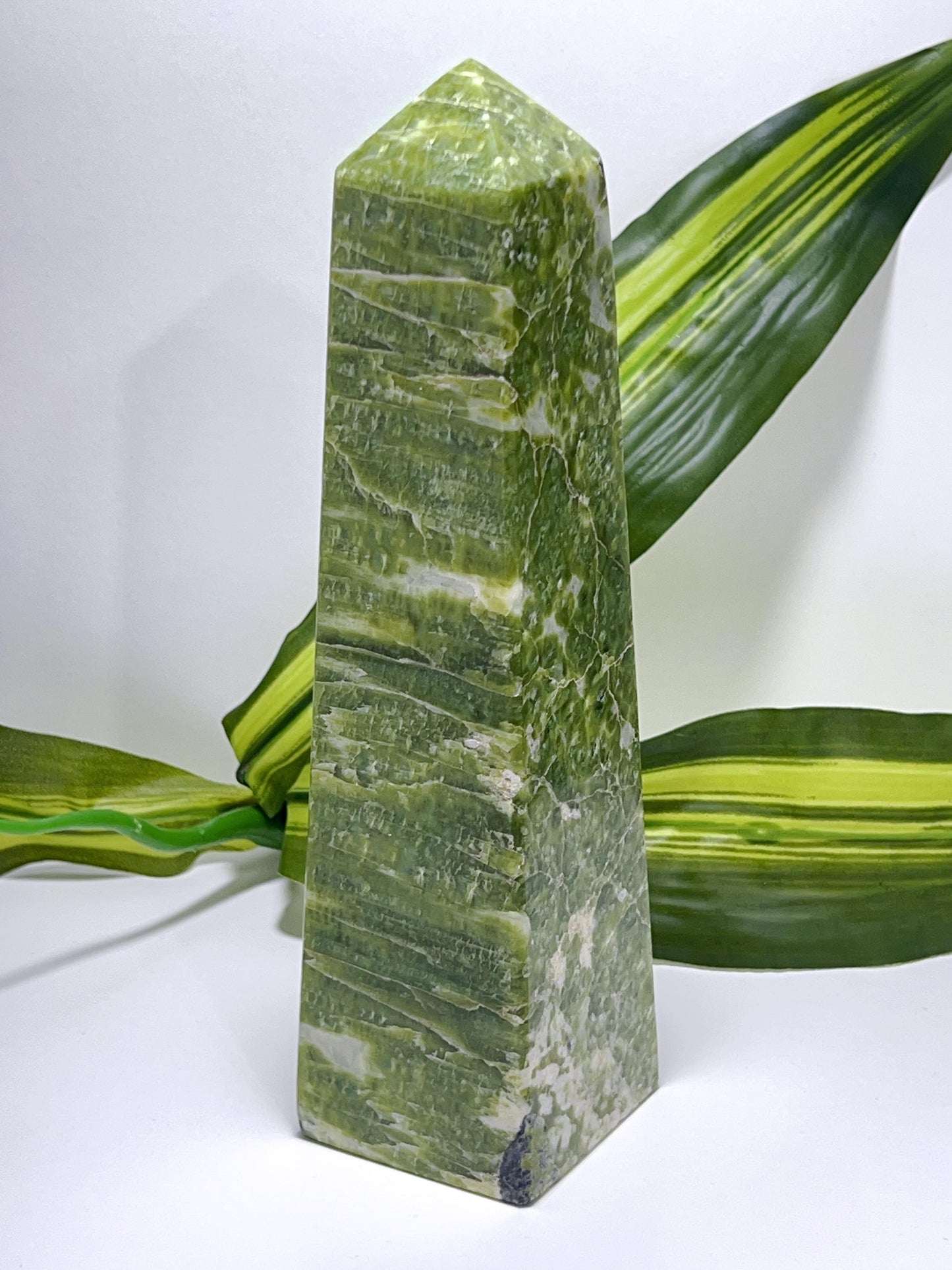 Tremolite Tower 1.1kg