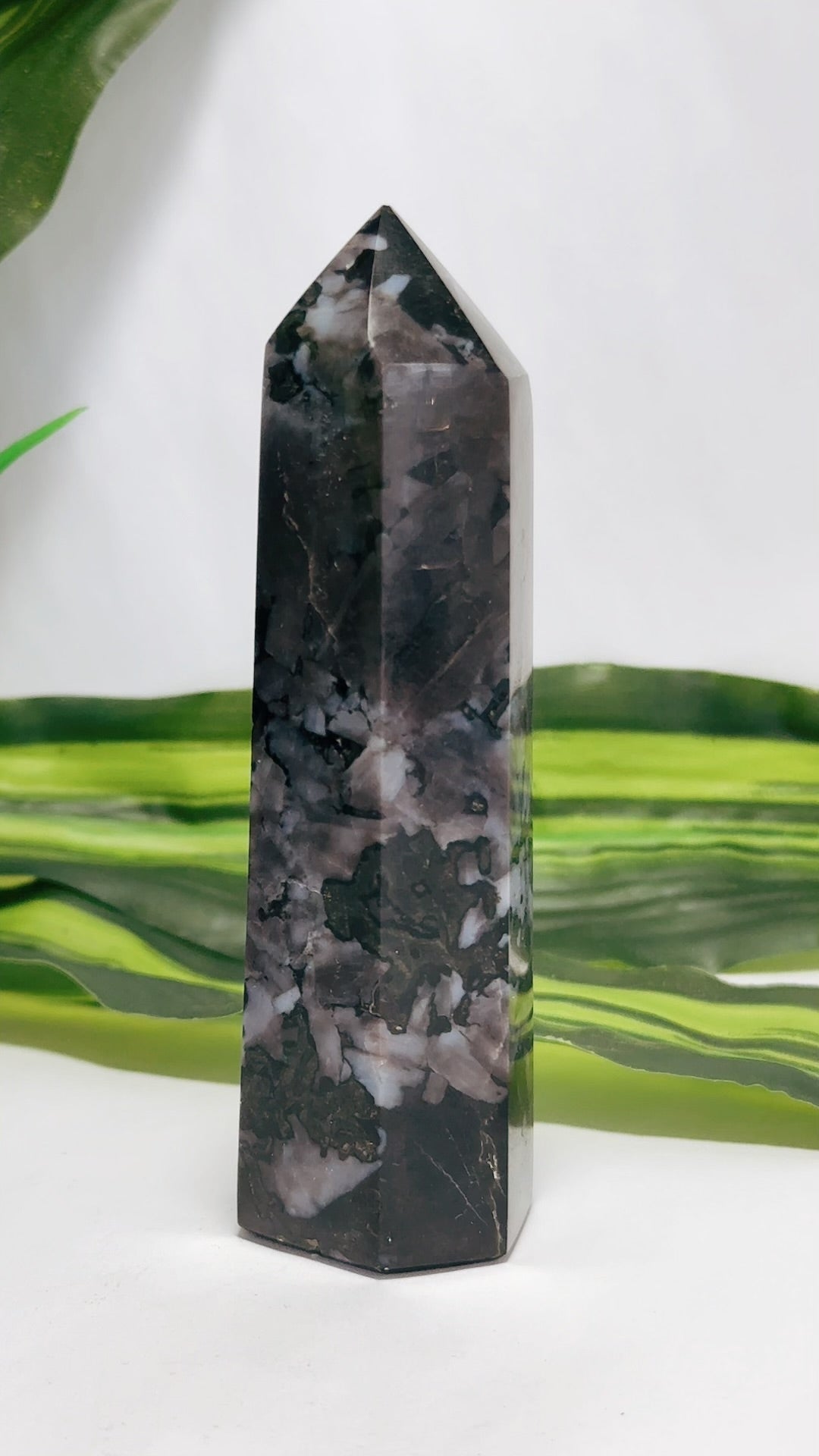 Mystic Merlinite Tower 229g