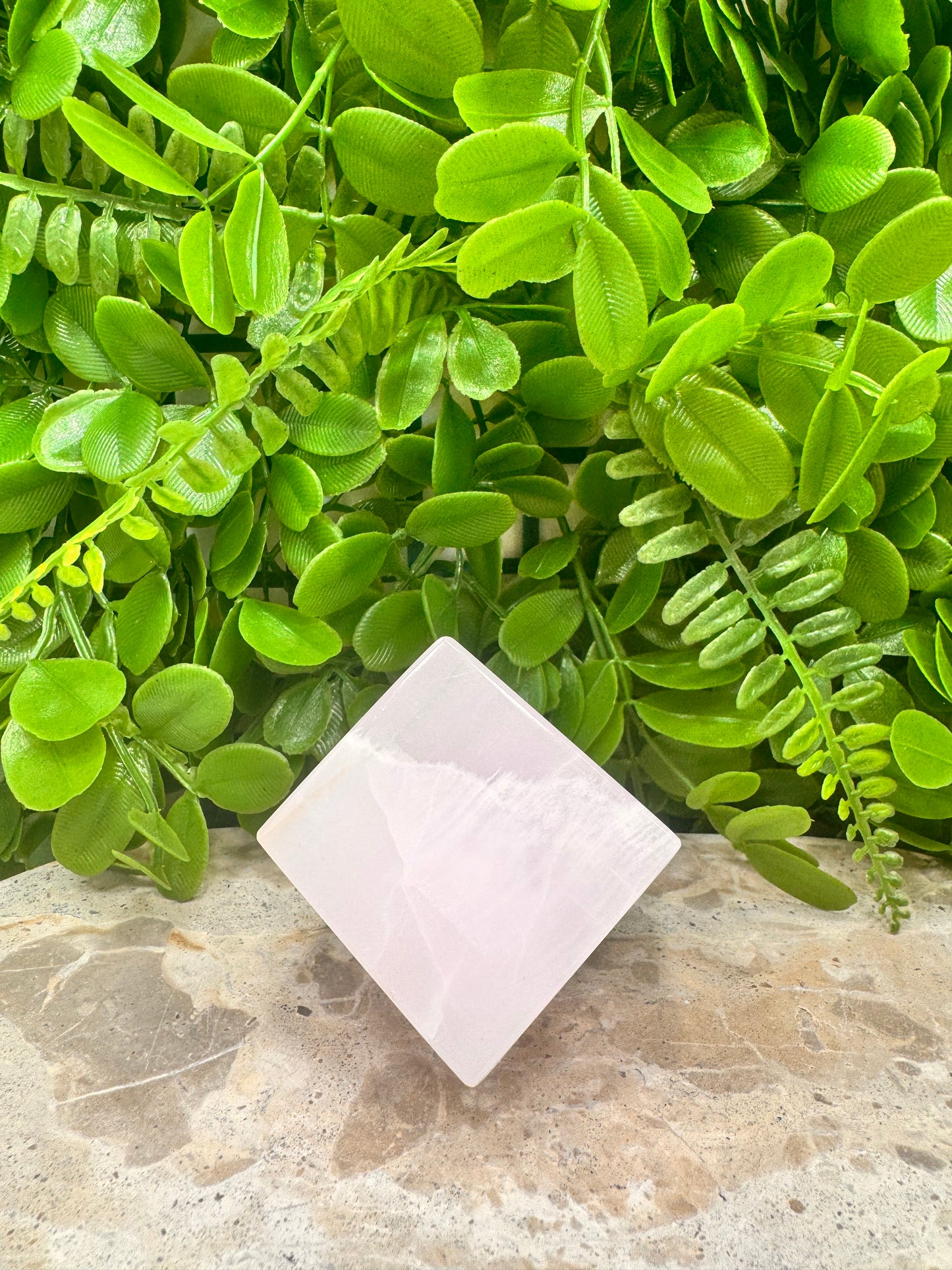 Pink Mangano Cube 310g