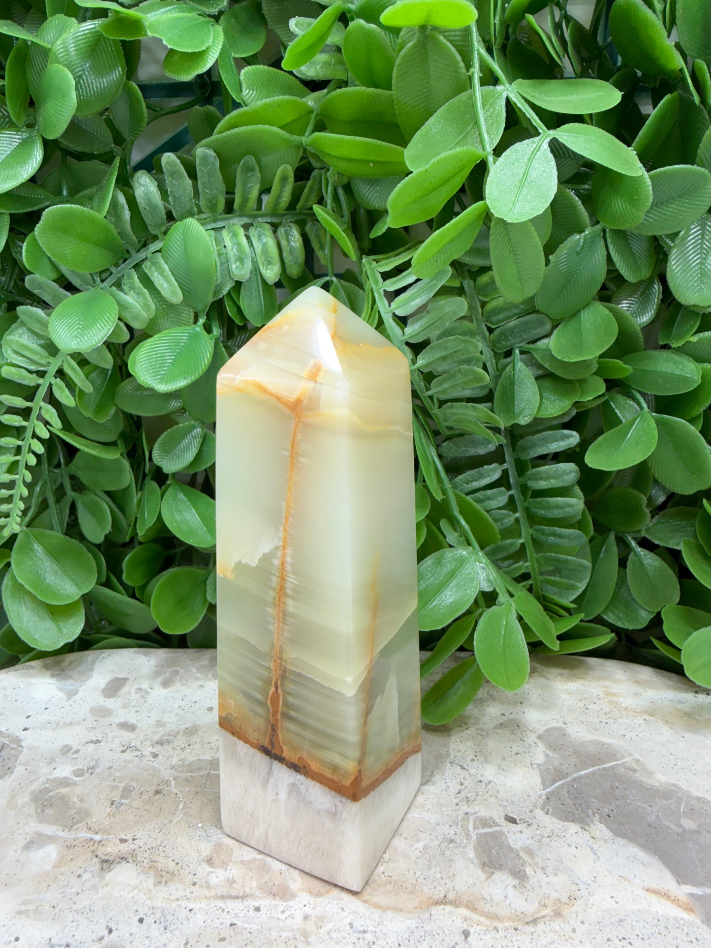 Green Onyx with White Calcite Tower 302g