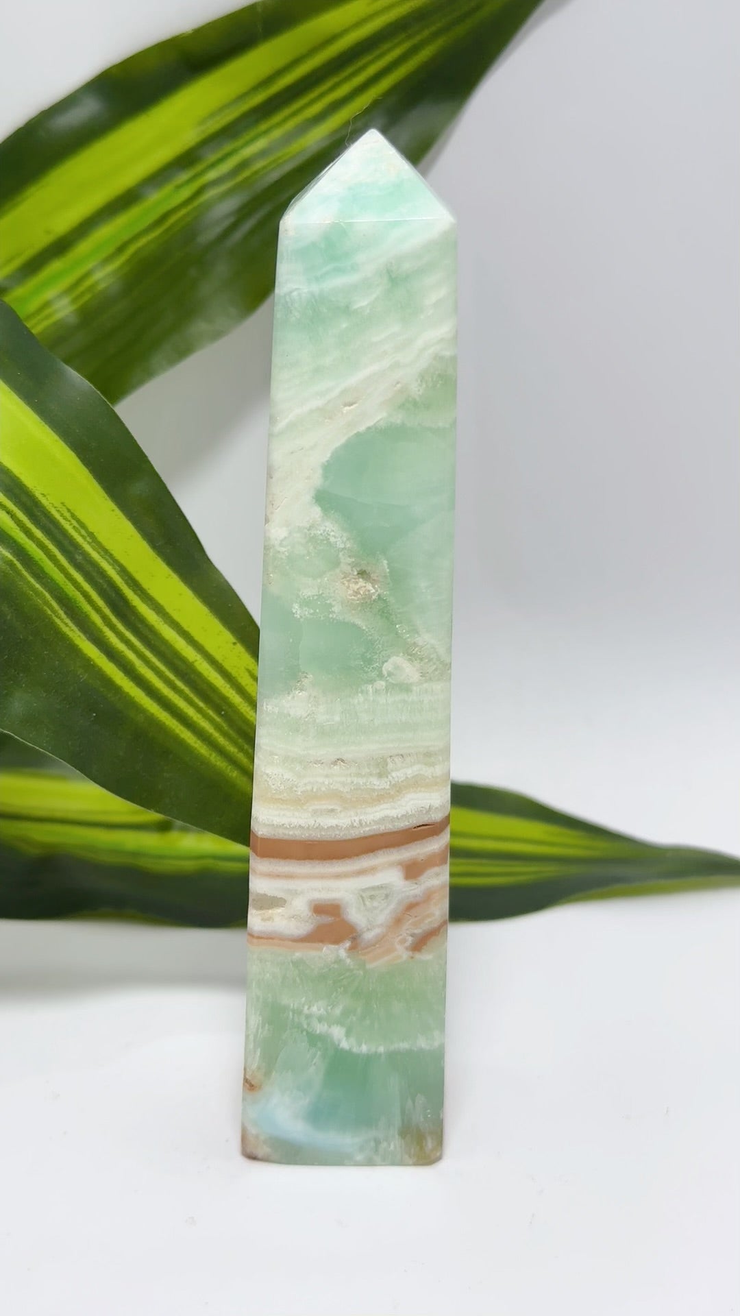 Blue Caribbean Calcite Tower 314g