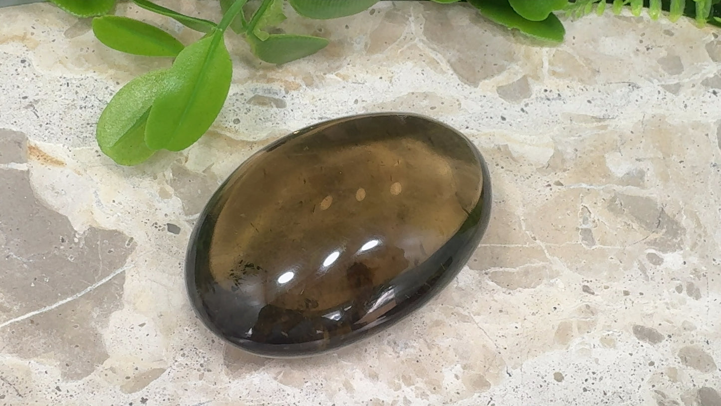 Smokey Quartz Palm Stone 124g