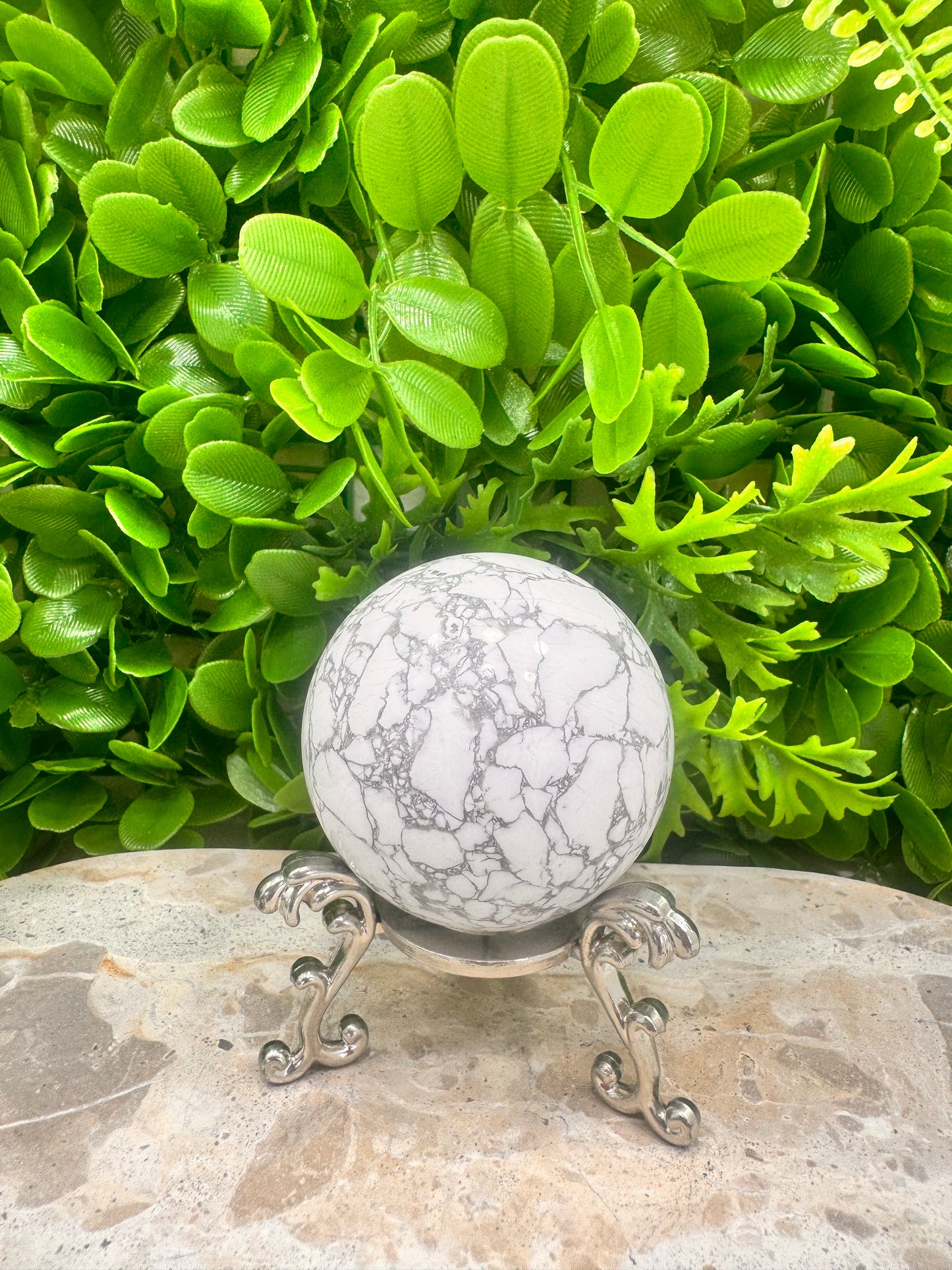 Howlite Sphere 334g