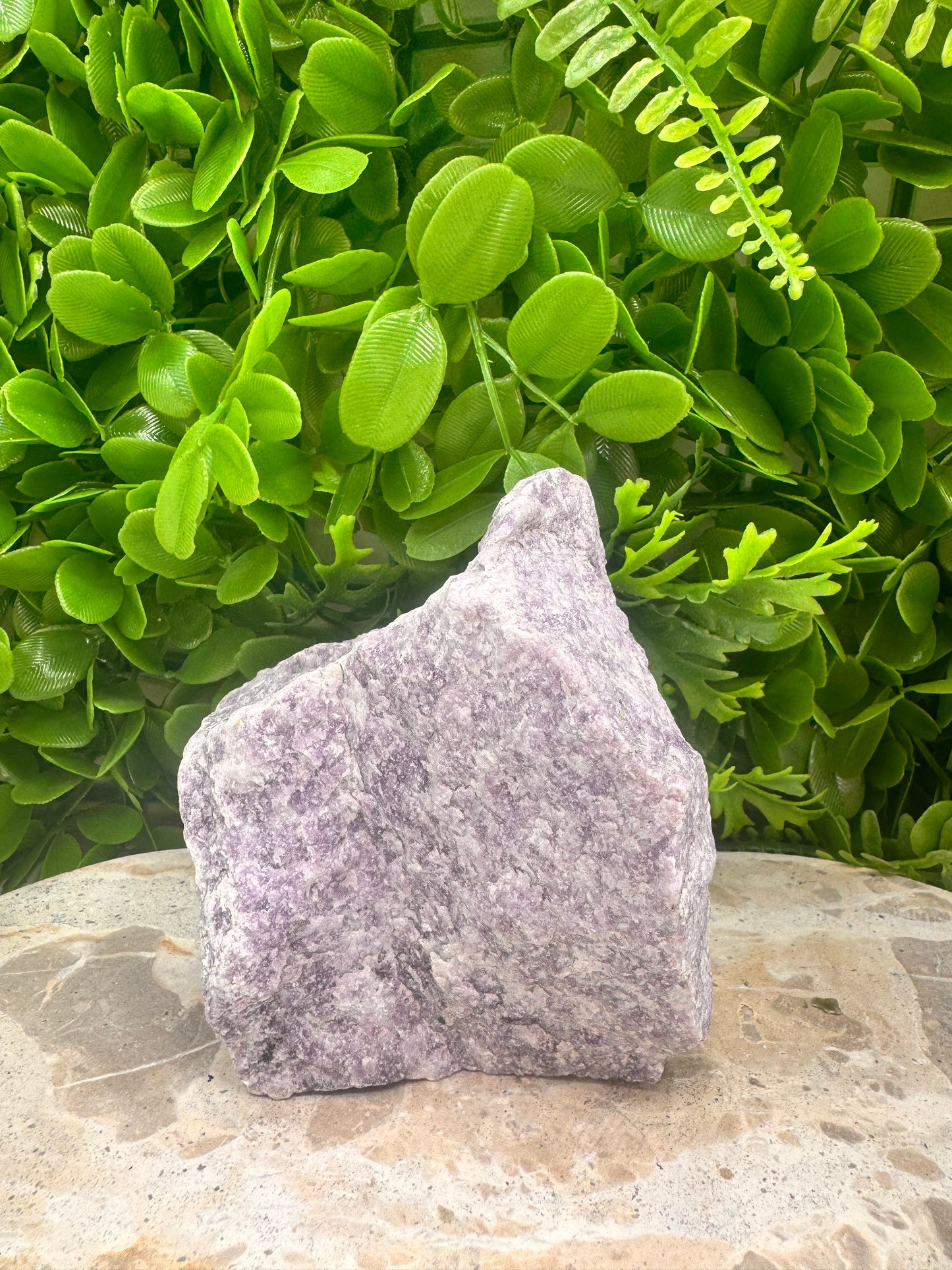 Lepidolite Raw 1088g