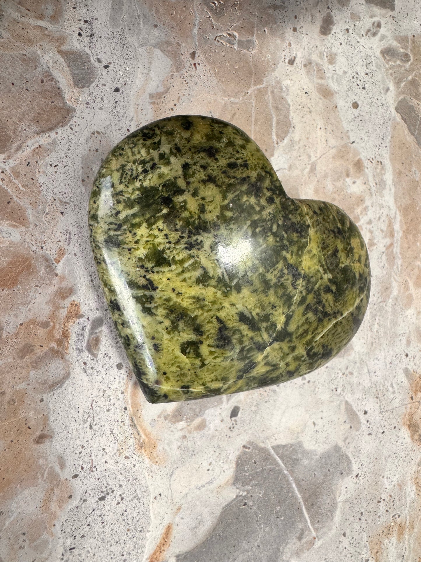 Mixed Serpentine Heart 114g