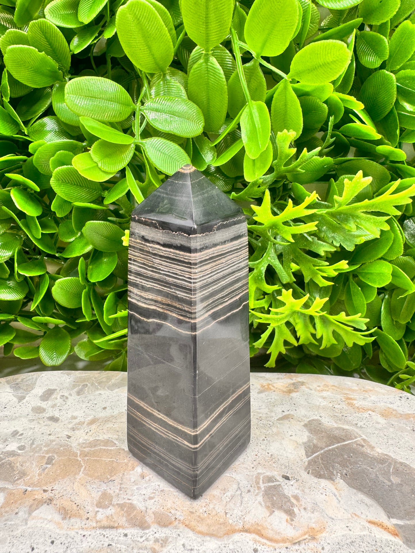 Black Banded Onyx Tower 290g