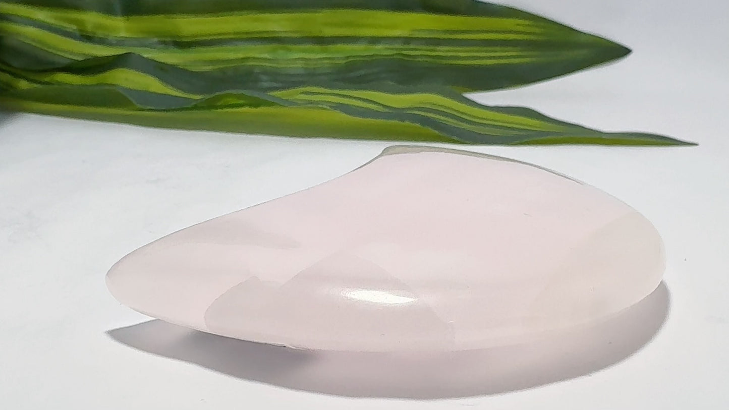 Pink Mangano Calcite Moon 200g