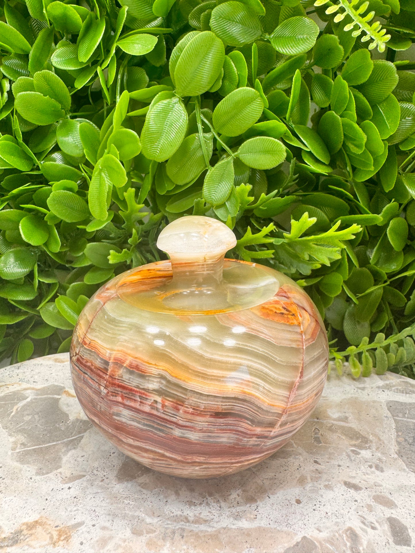 Green Banded Onyx Apple Bowl with lid 630g