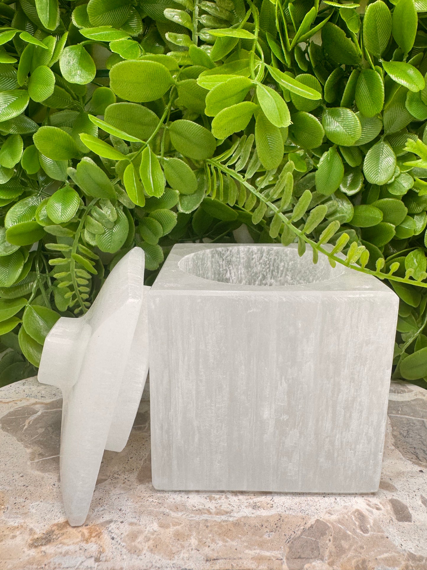 Selenite Box with Lid Approx 1050g