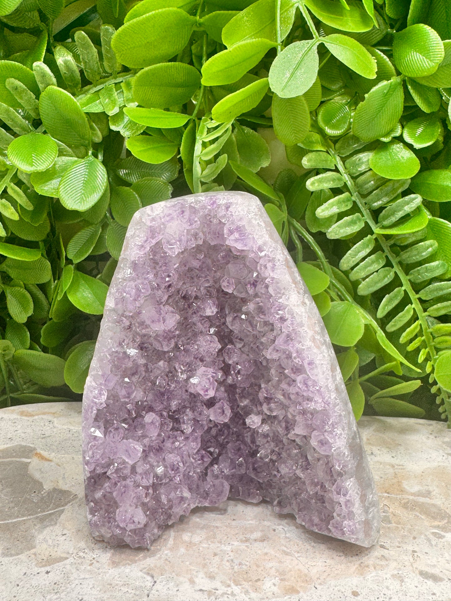 Amethyst Cave 496g