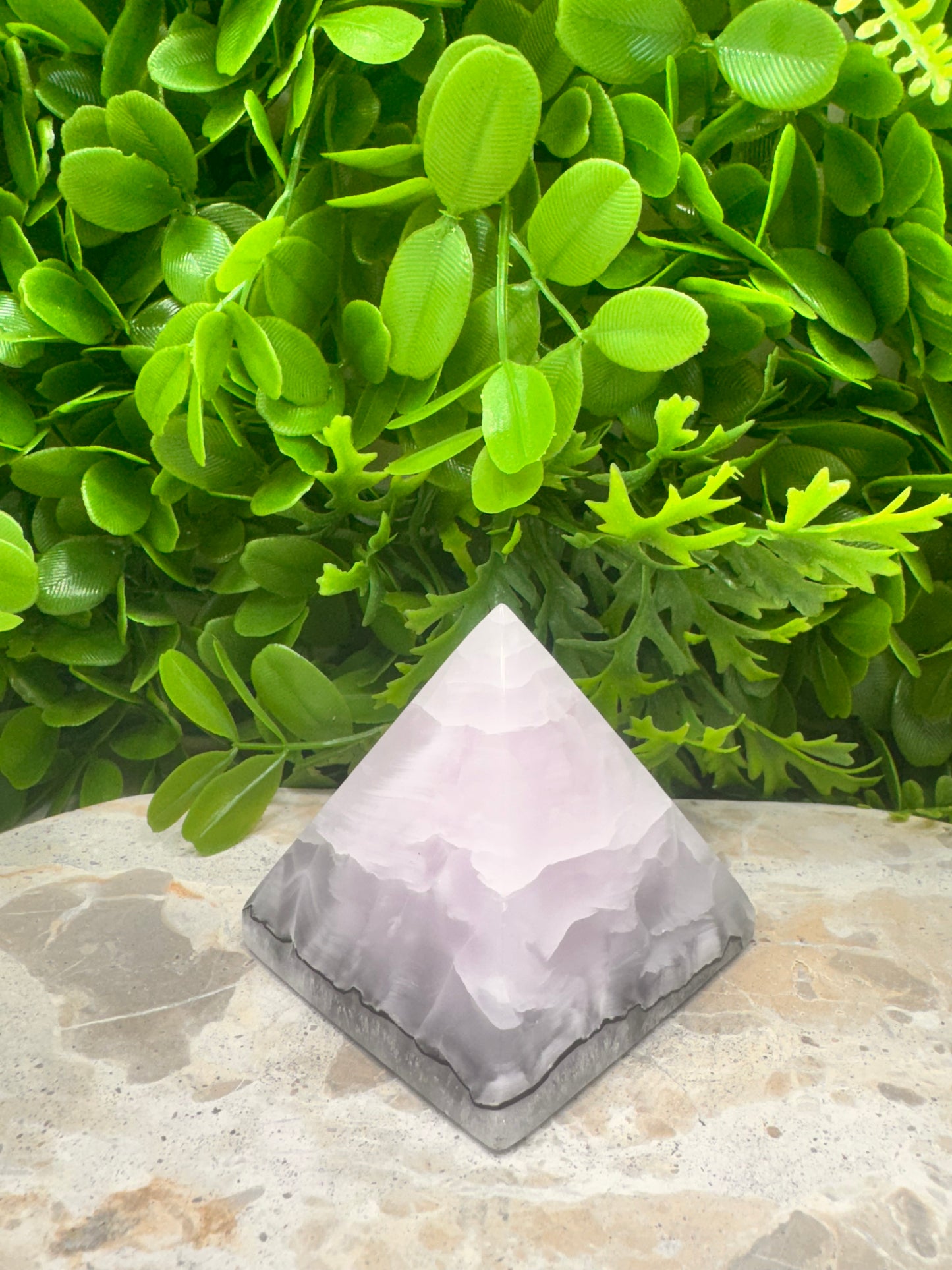 Smokey Pink Mangano UV Pyramid 364g