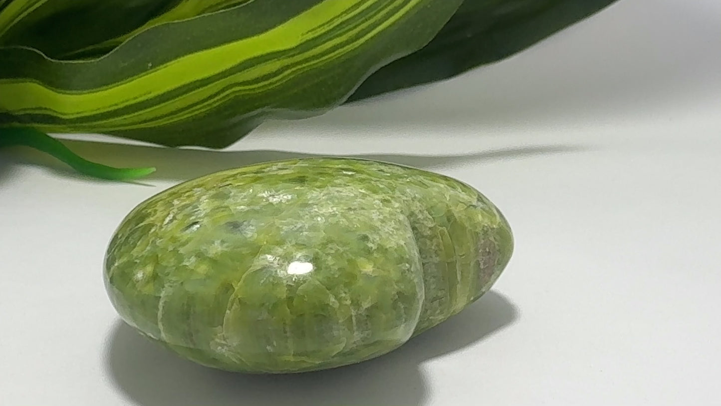 Tremolite Heart 123g