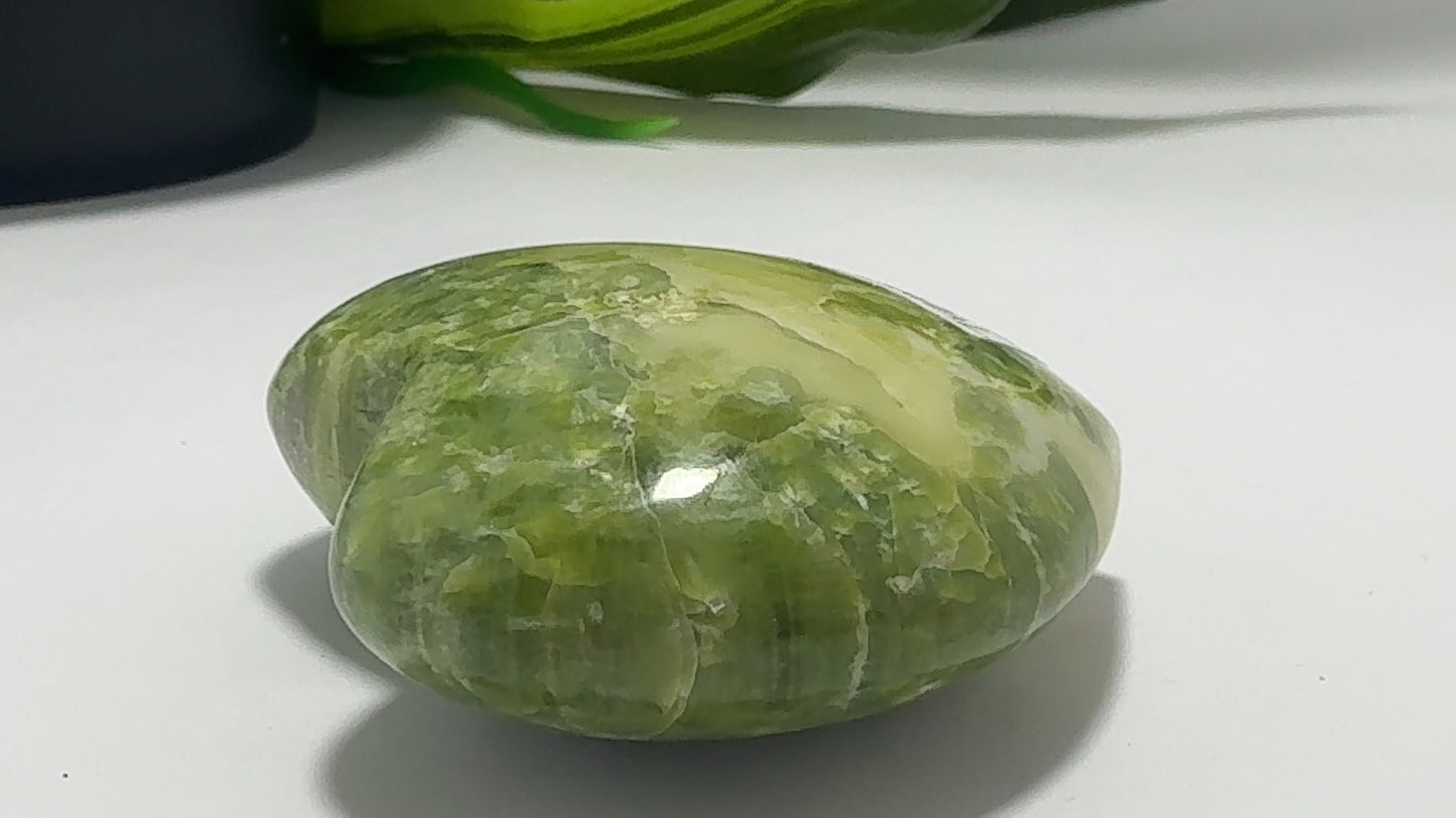 Tremolite Heart 123g