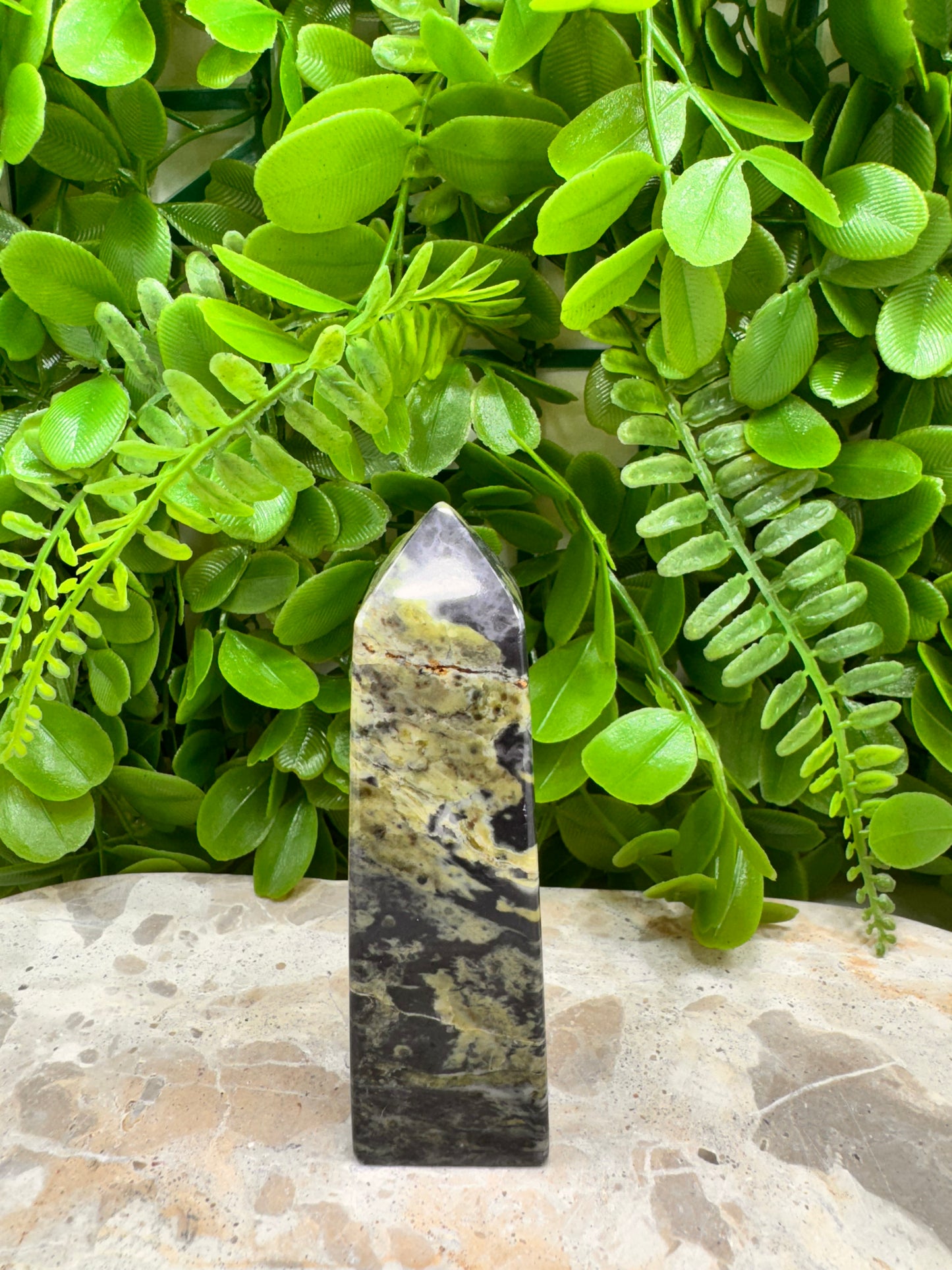 Leafy Serpentine Tower 174g