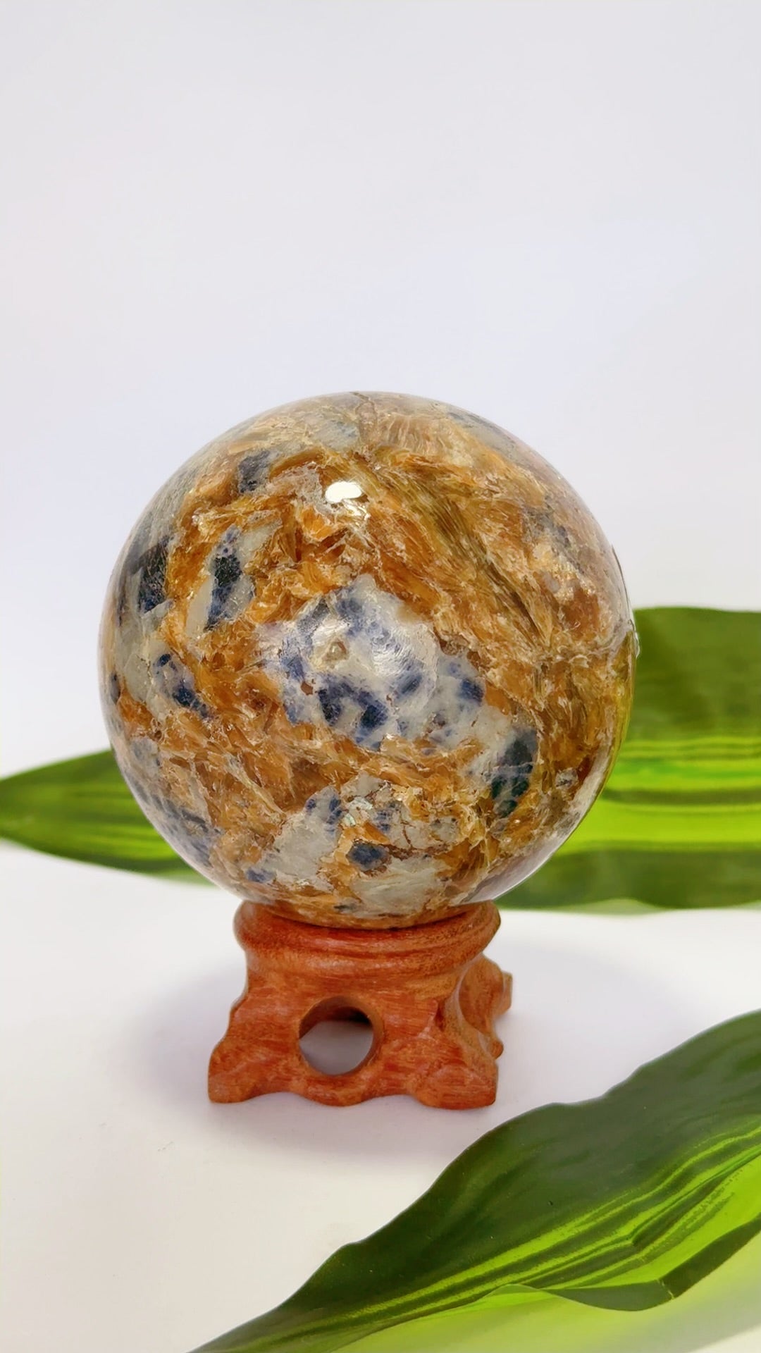Blue Sapphire and Mica Sphere 726g