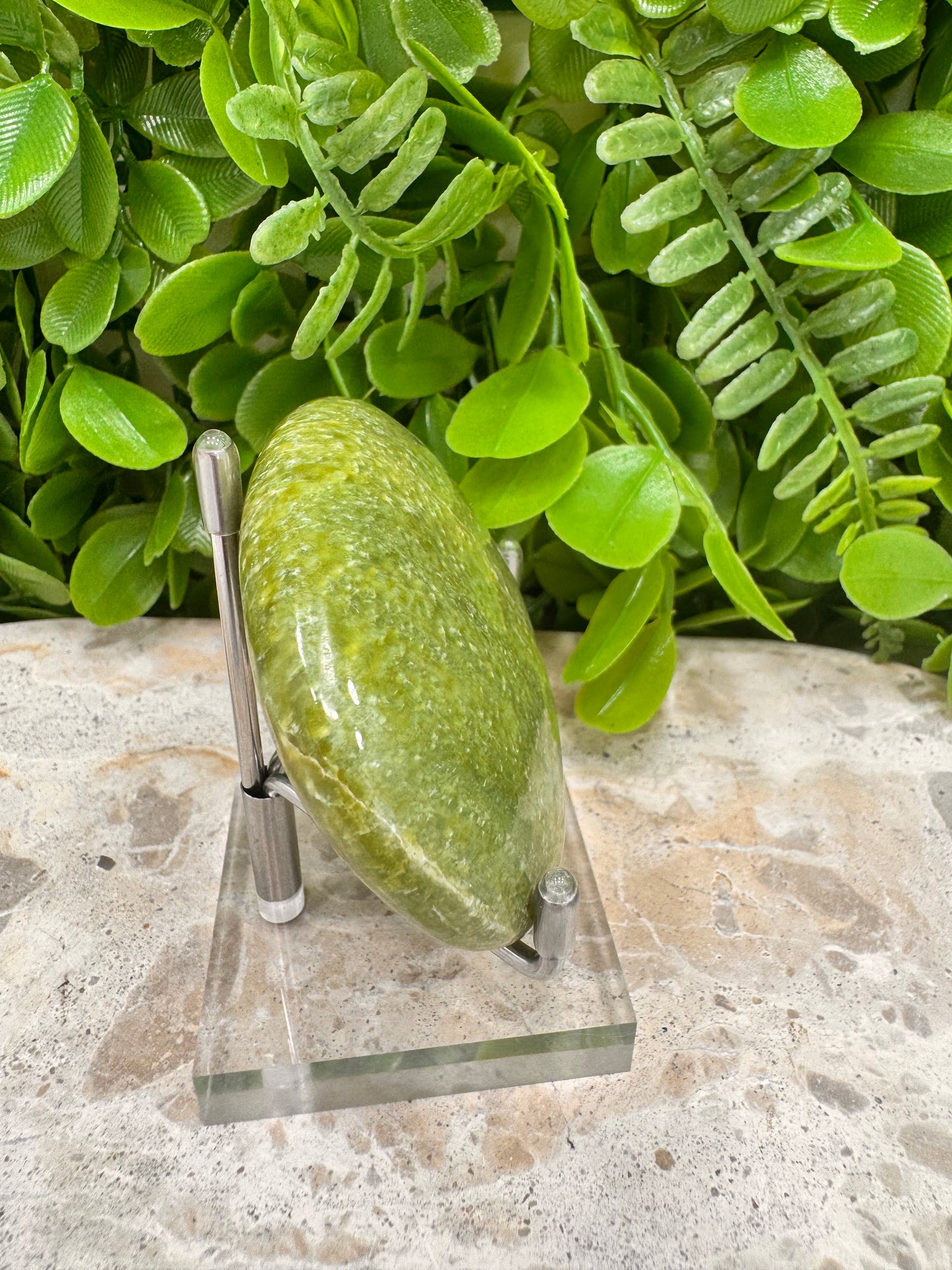 Tremolite Palm Stone 118g