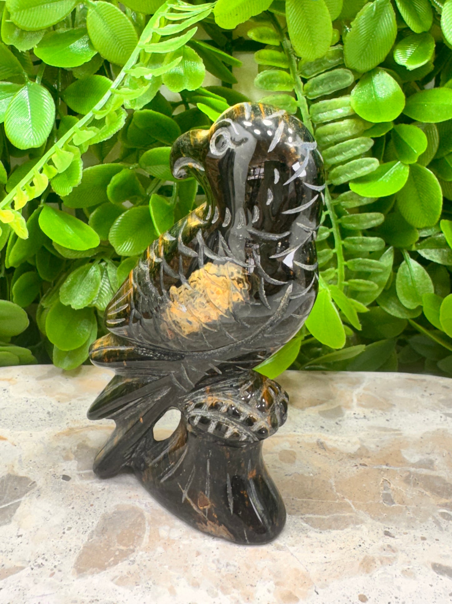 Yellow/Blue Tigers Eye Bird 188g