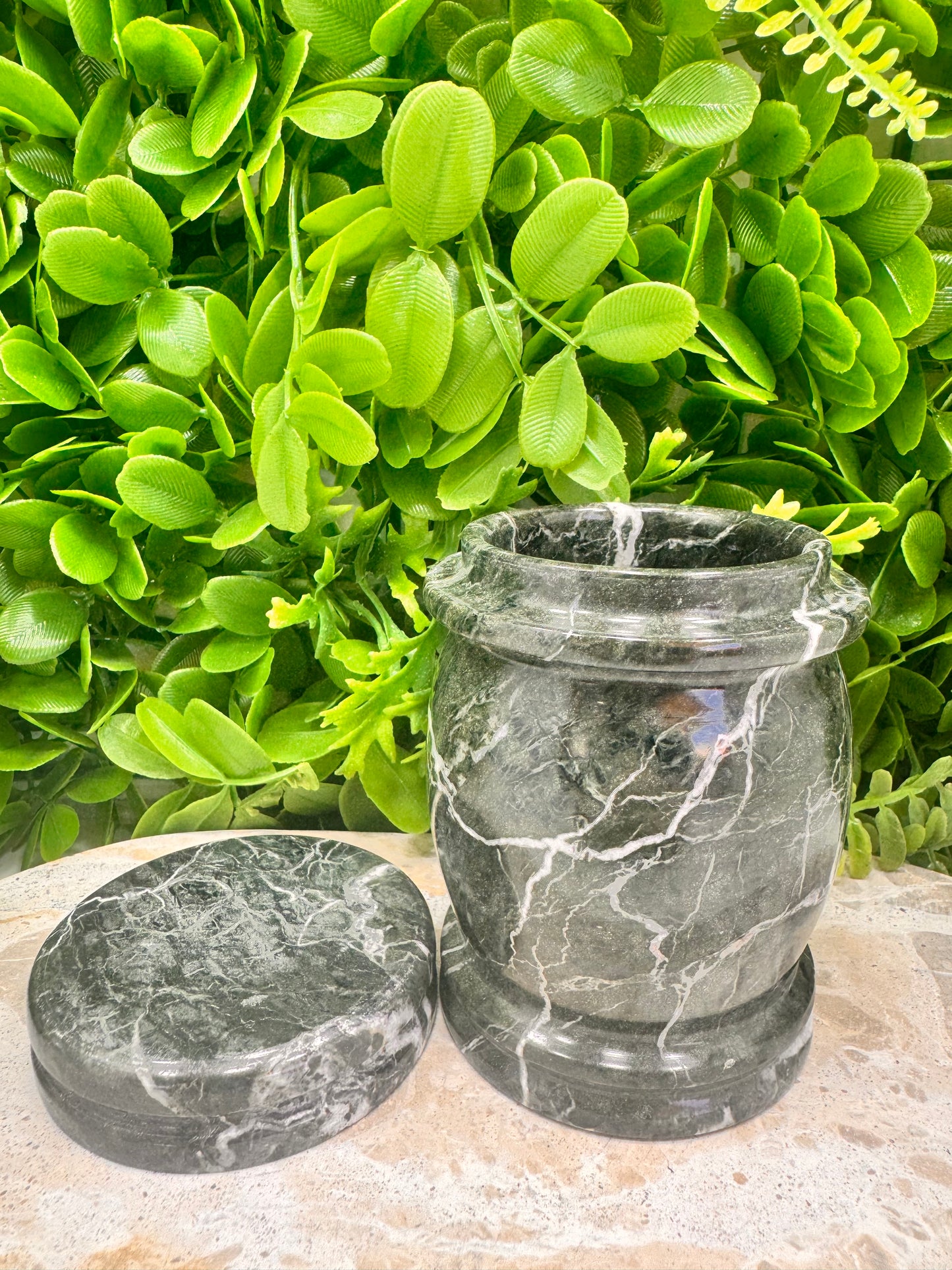 Black Zebra Jasper Jar with lid 472g