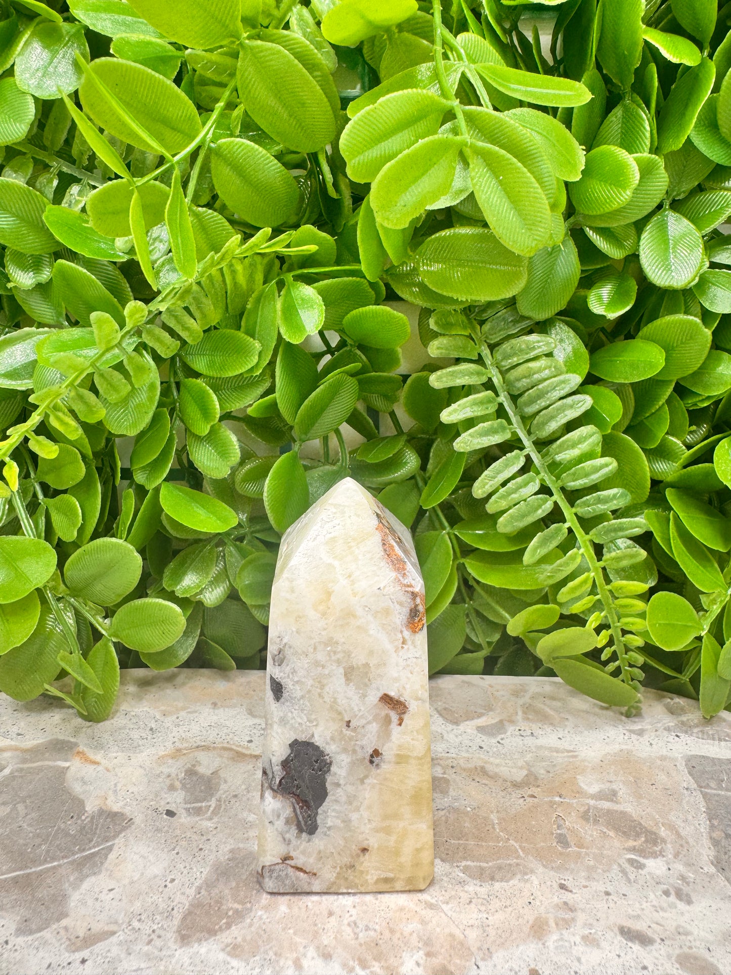 Brucite Tower 204g