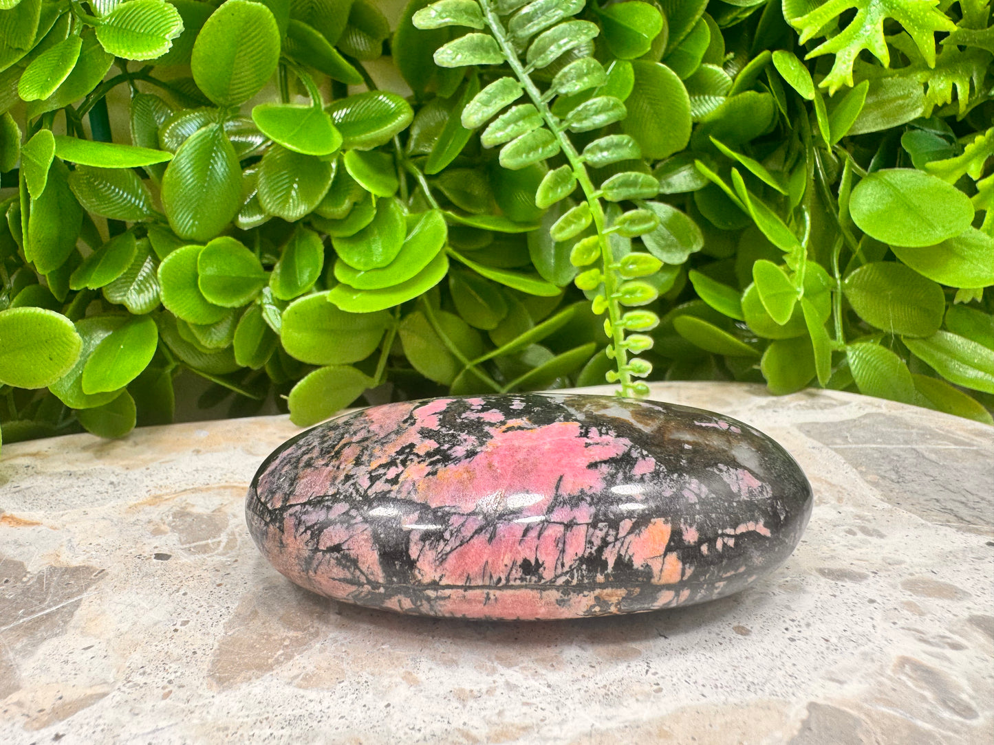 Rhodonite Palm Stone 186g