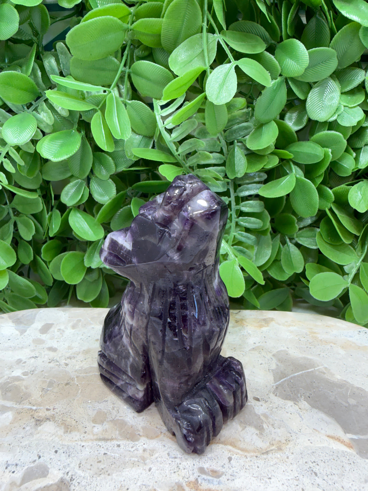 Chevron Amethyst Wolf 308g | Calm • Protection • Intuition