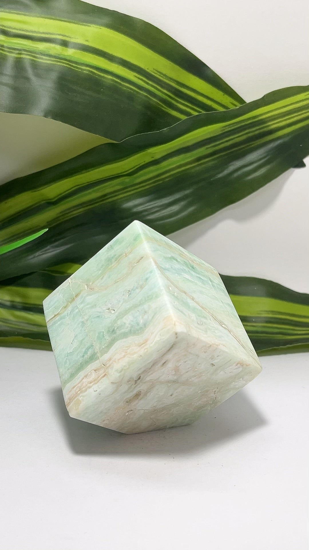 Aragonite Cube 404g