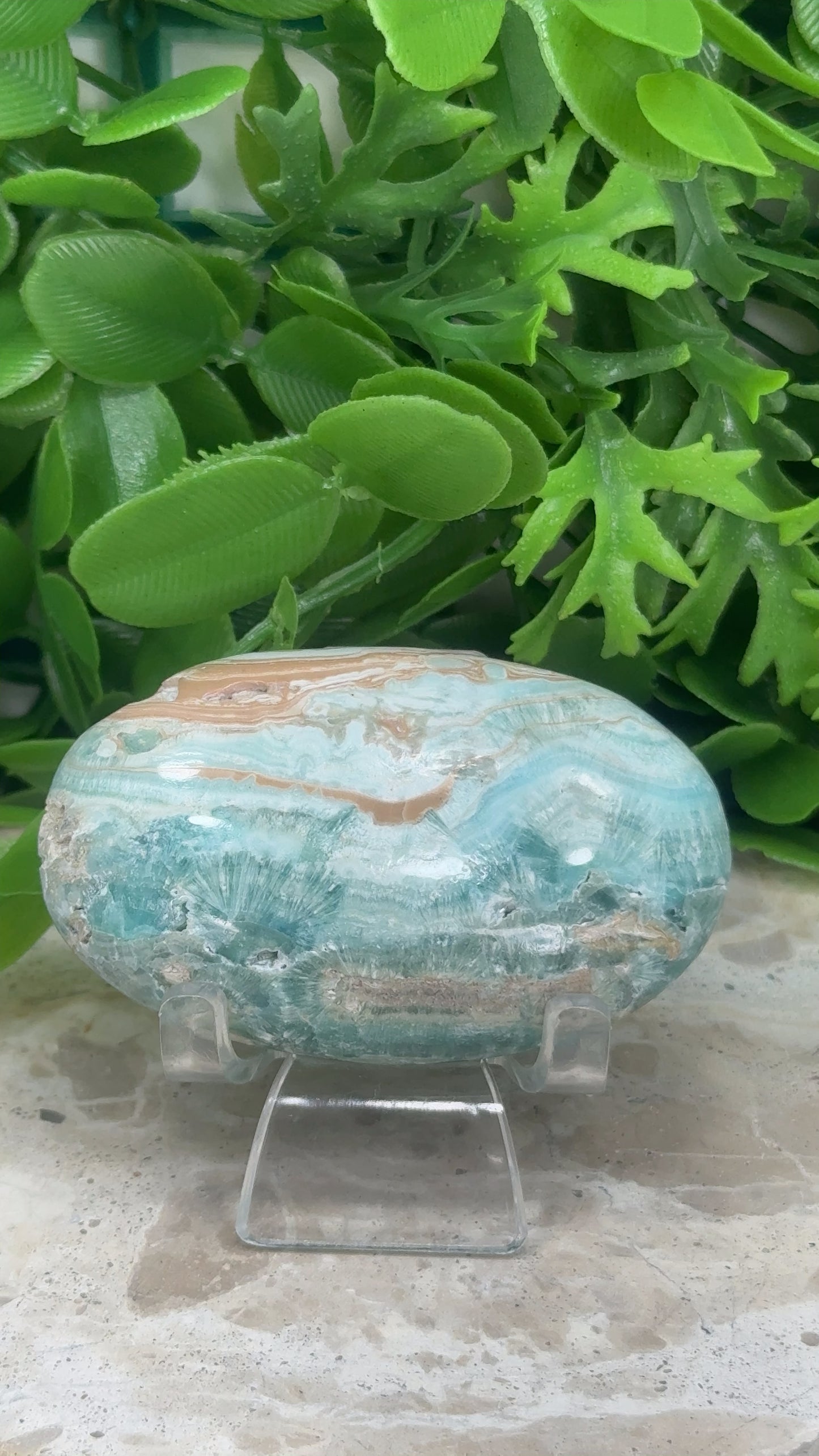 Blue Aragonite Palm Stone 126g